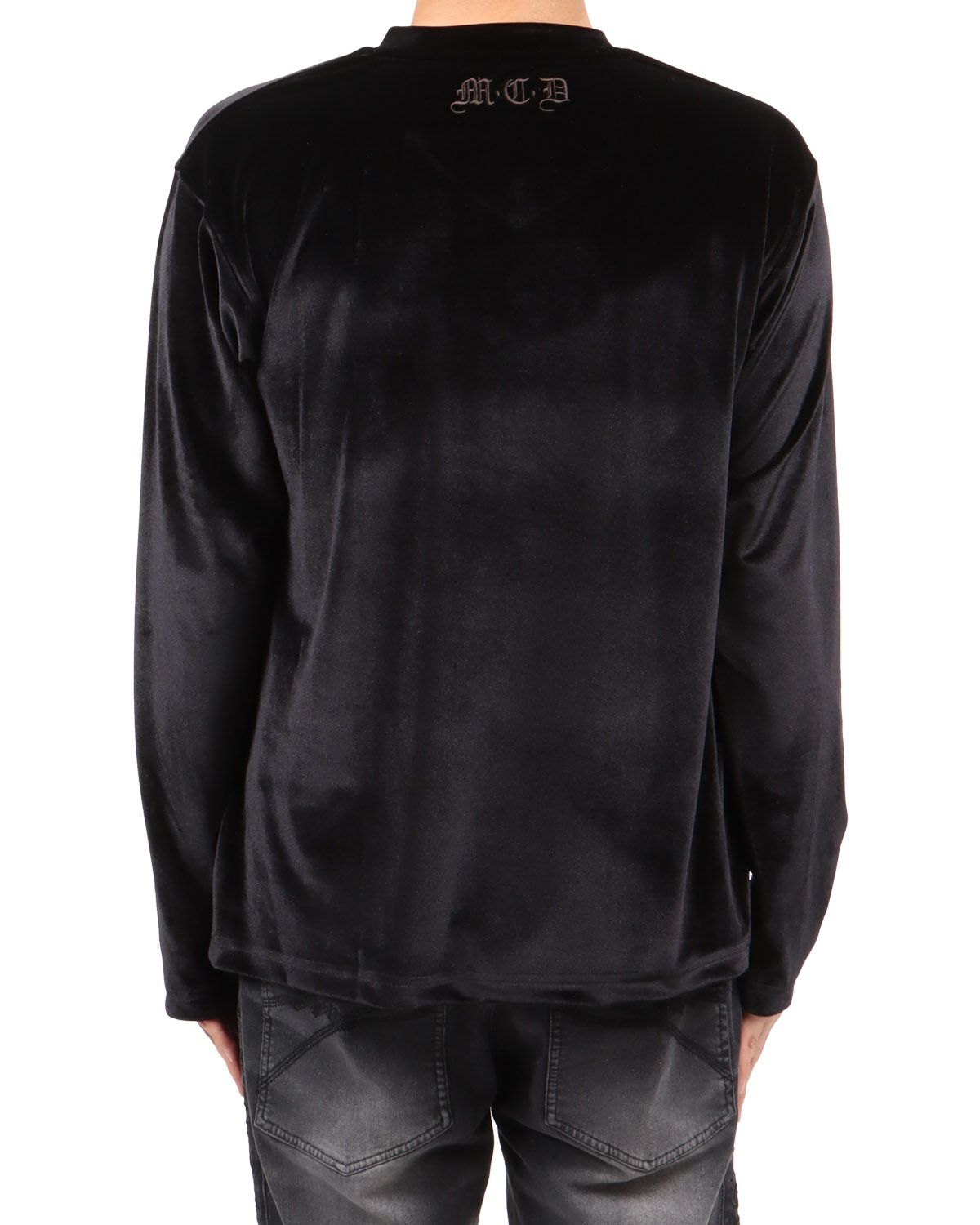 ブラック：173cm63kg(Lサイズ着用)