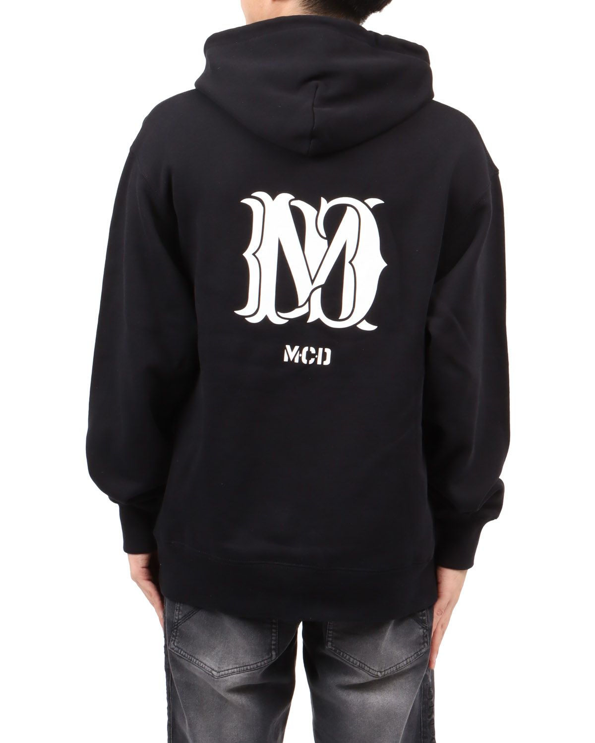 ブラック：173cm63kg(Lサイズ着用)