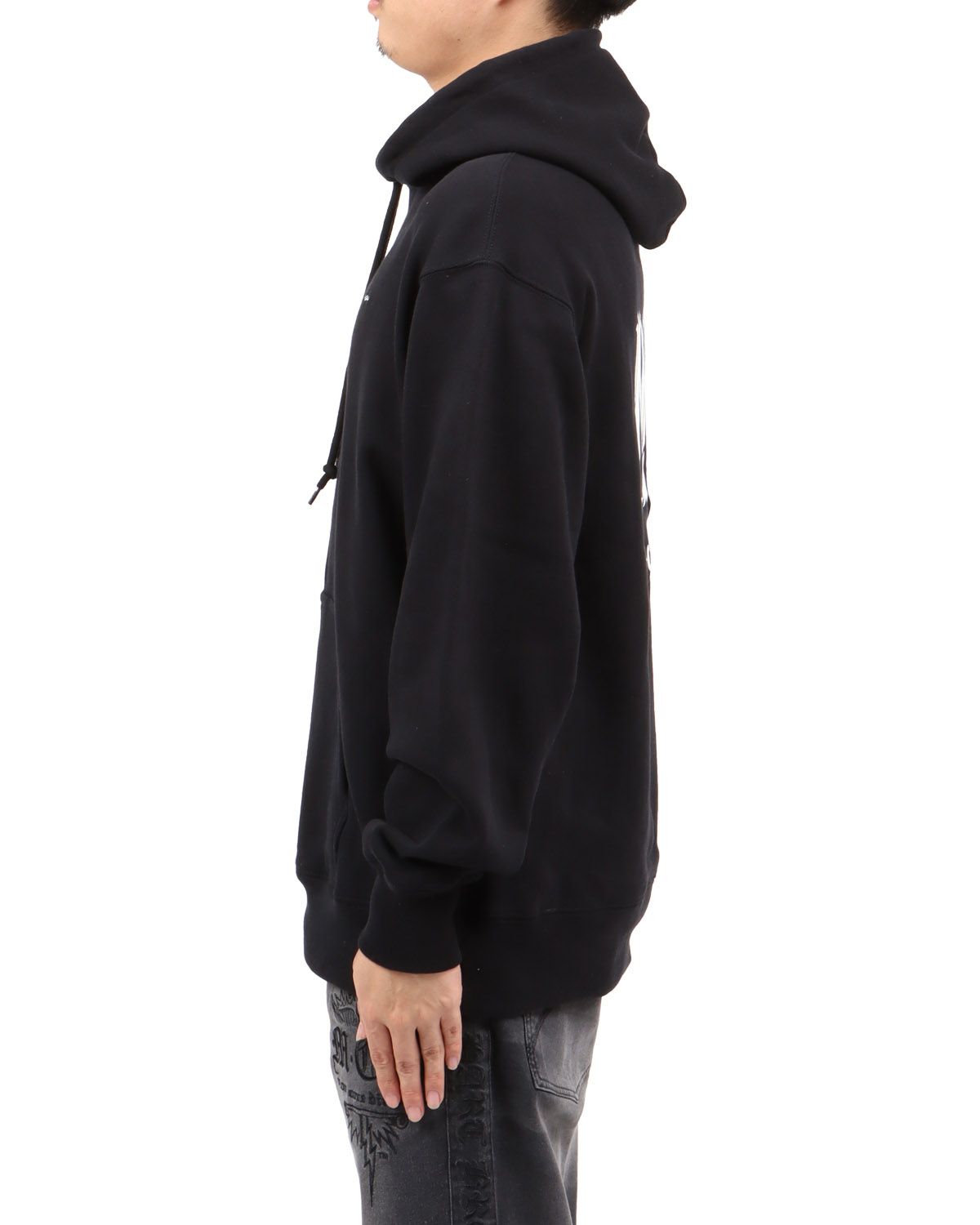 ブラック：173cm63kg(Lサイズ着用)