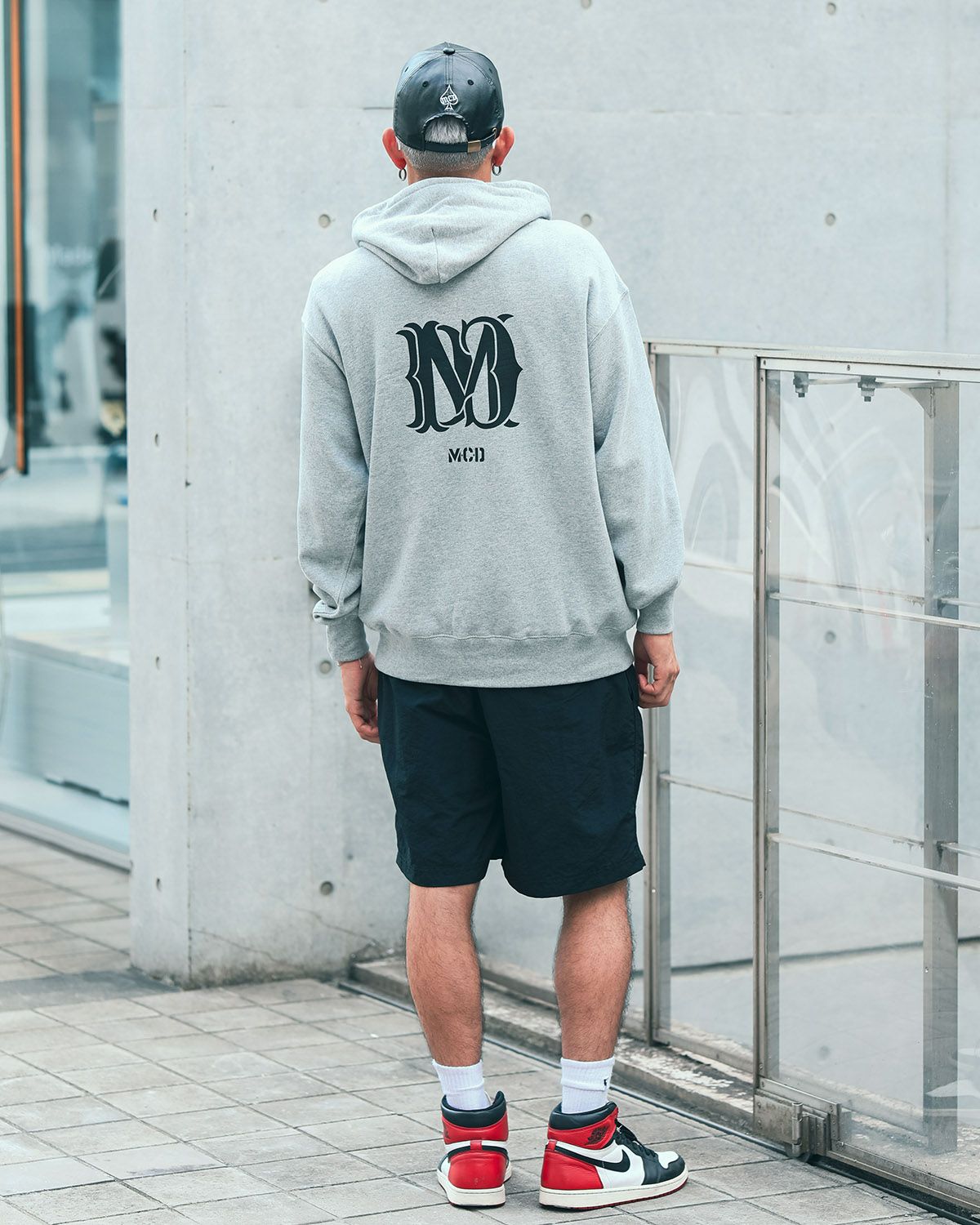 杢グレー:183cm(Lサイズ着用)