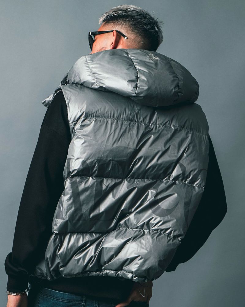 グレー:183cm(Lサイズ着用)