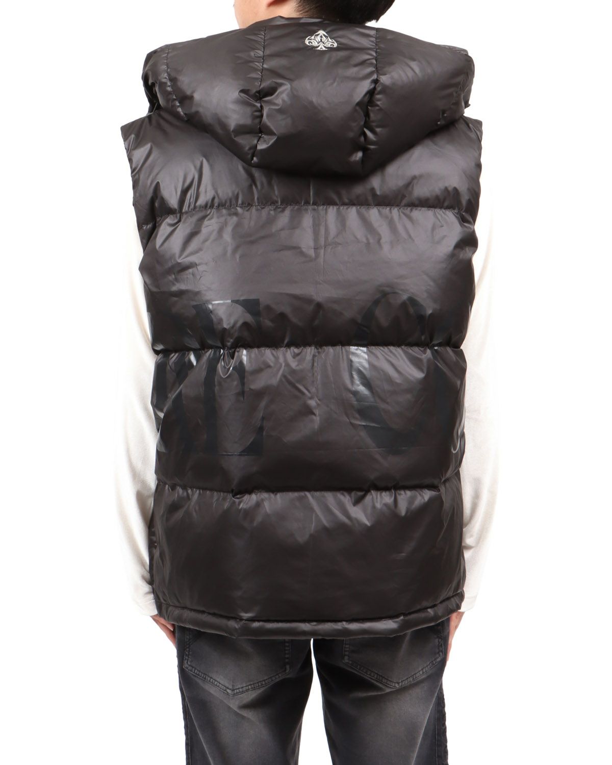 ブラック：173cm63kg(Lサイズ着用)