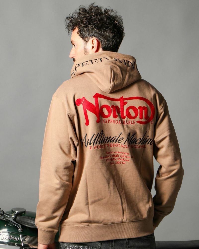 ベージュ:186cm(XLサイズ着用)