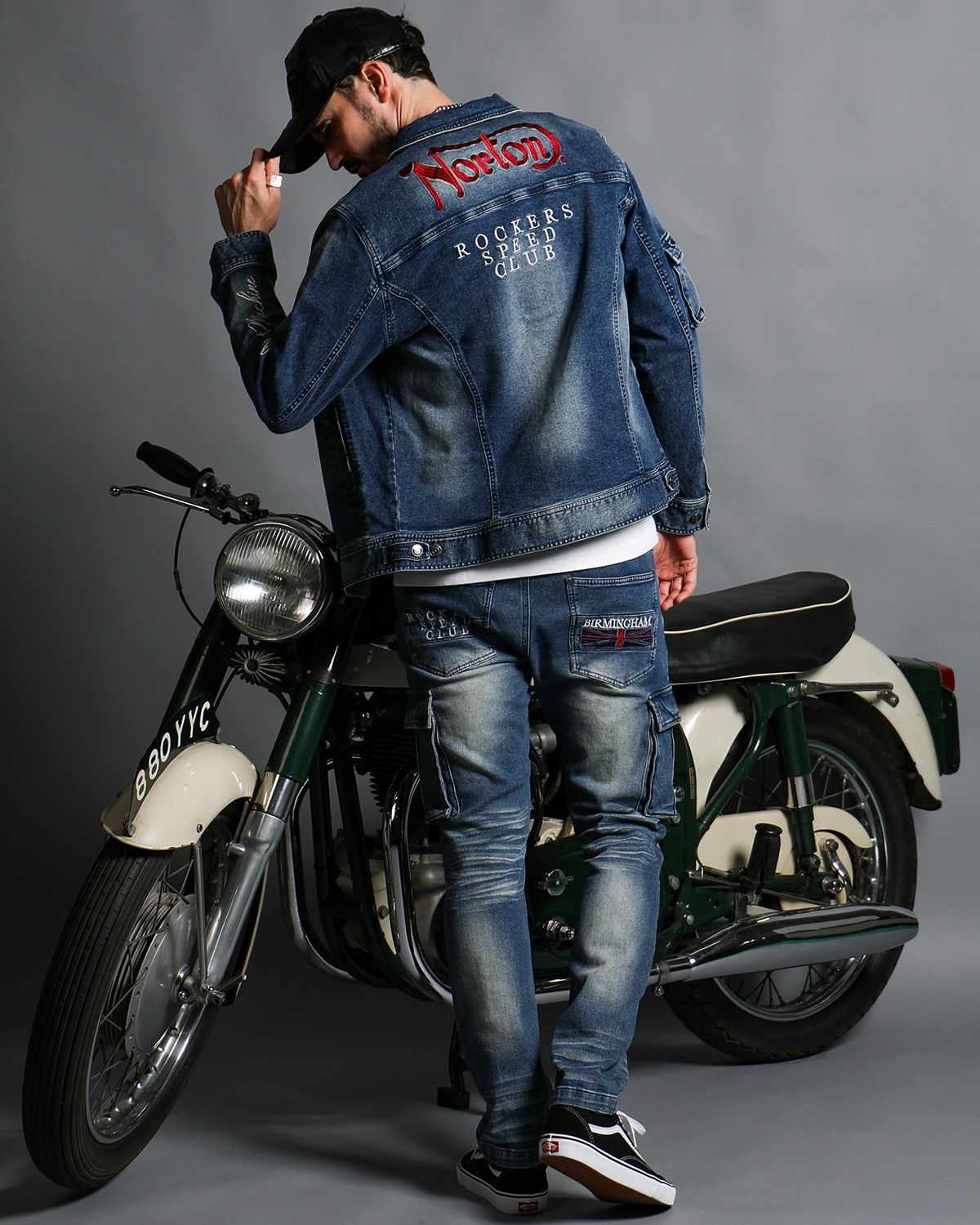 インディゴ:186cm(Lサイズ着用)