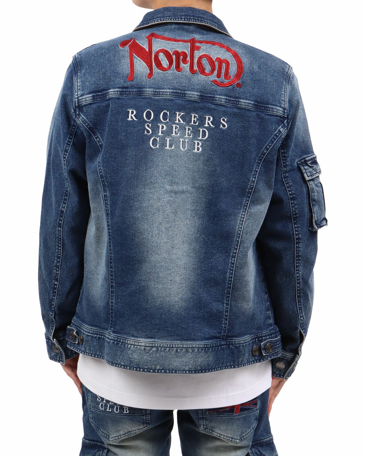 インディゴ：173cm63kg(Lサイズ着用)