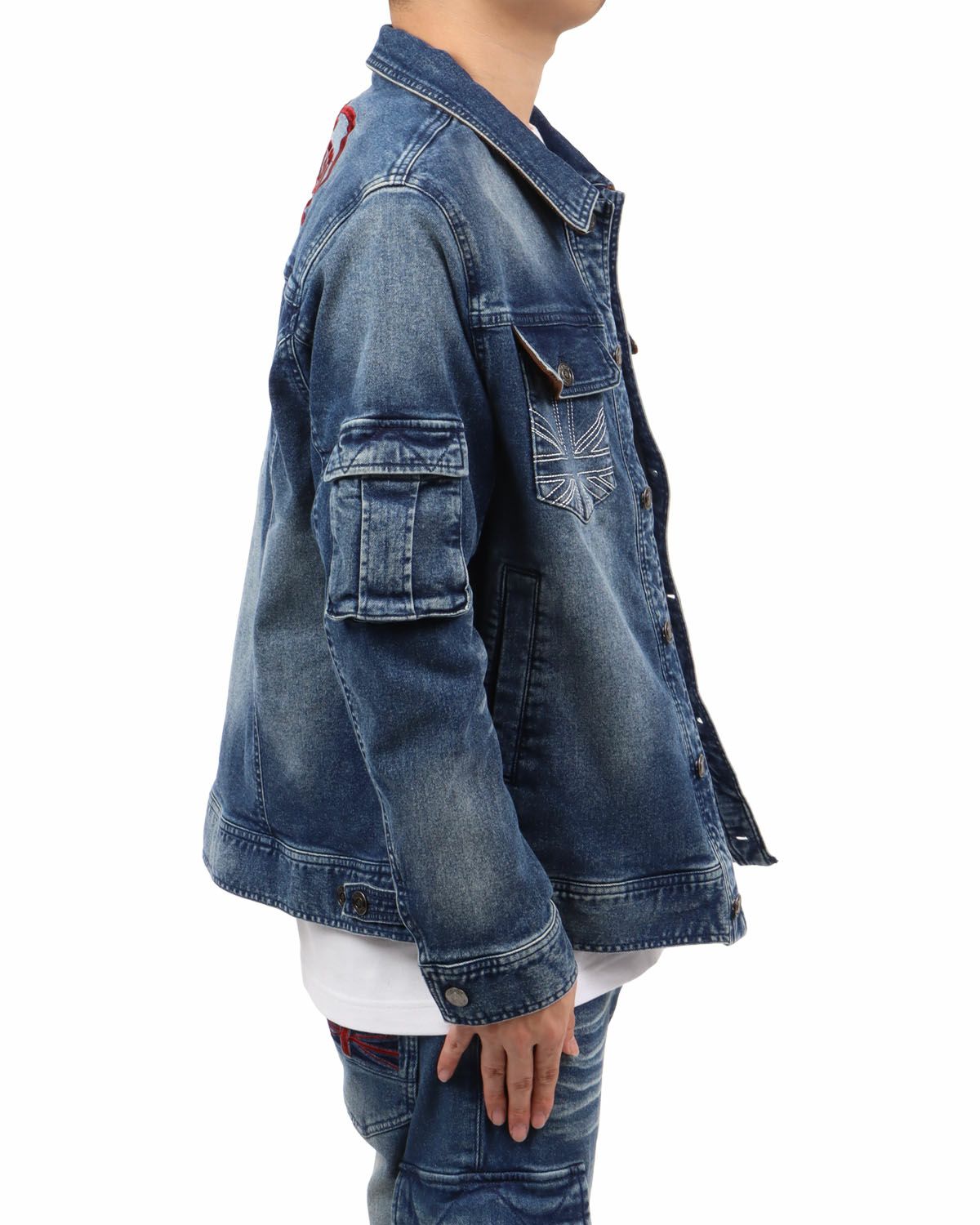 インディゴ：173cm63kg(Lサイズ着用)