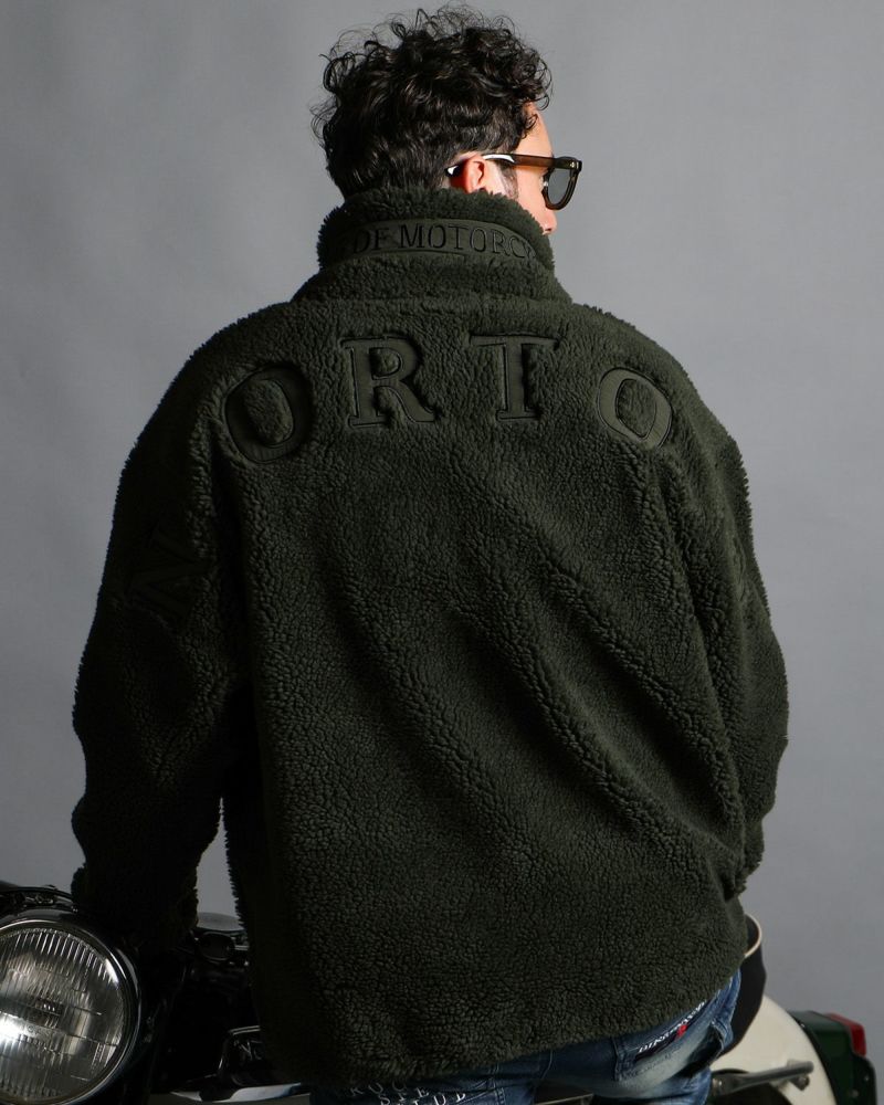 カーキ：186cm(XLサイズ着用)