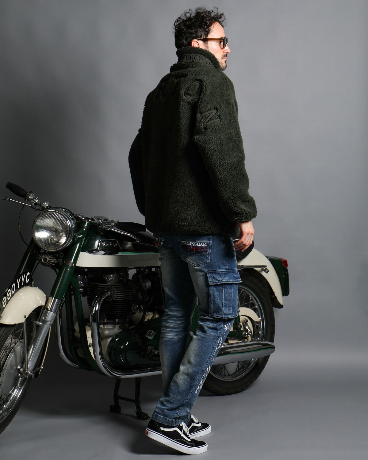 カーキ：186cm(XLサイズ着用)