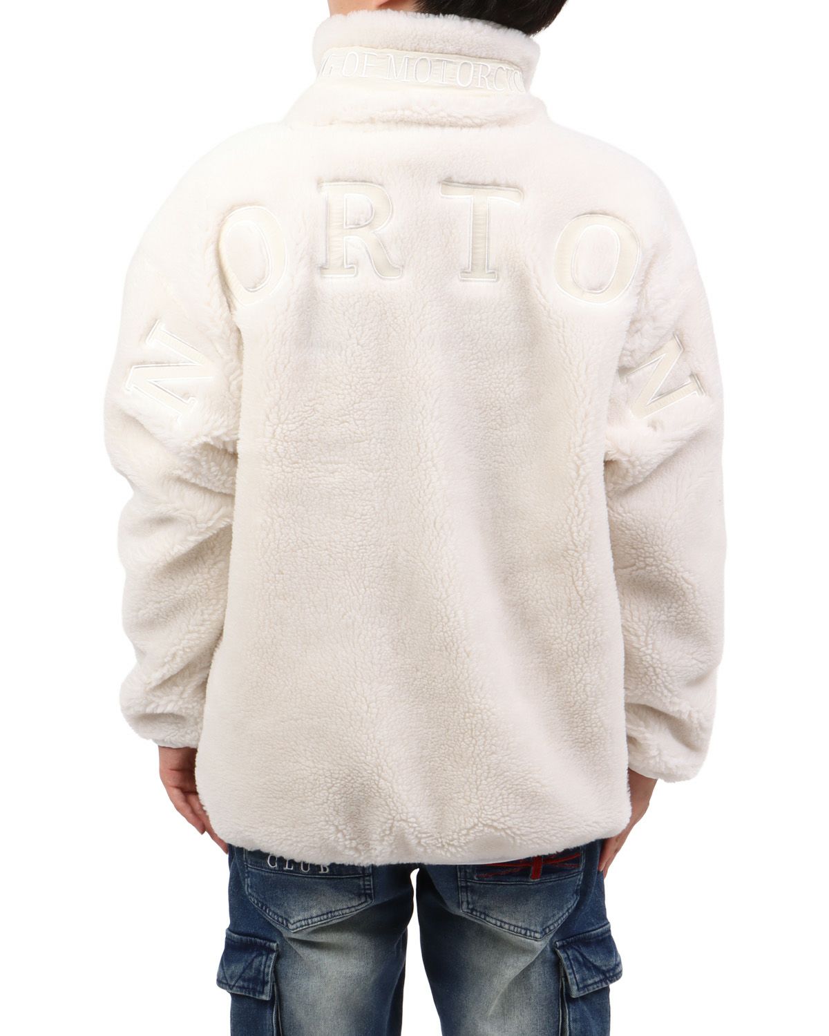 オフホワイト：173cm63kg(Lサイズ着用)