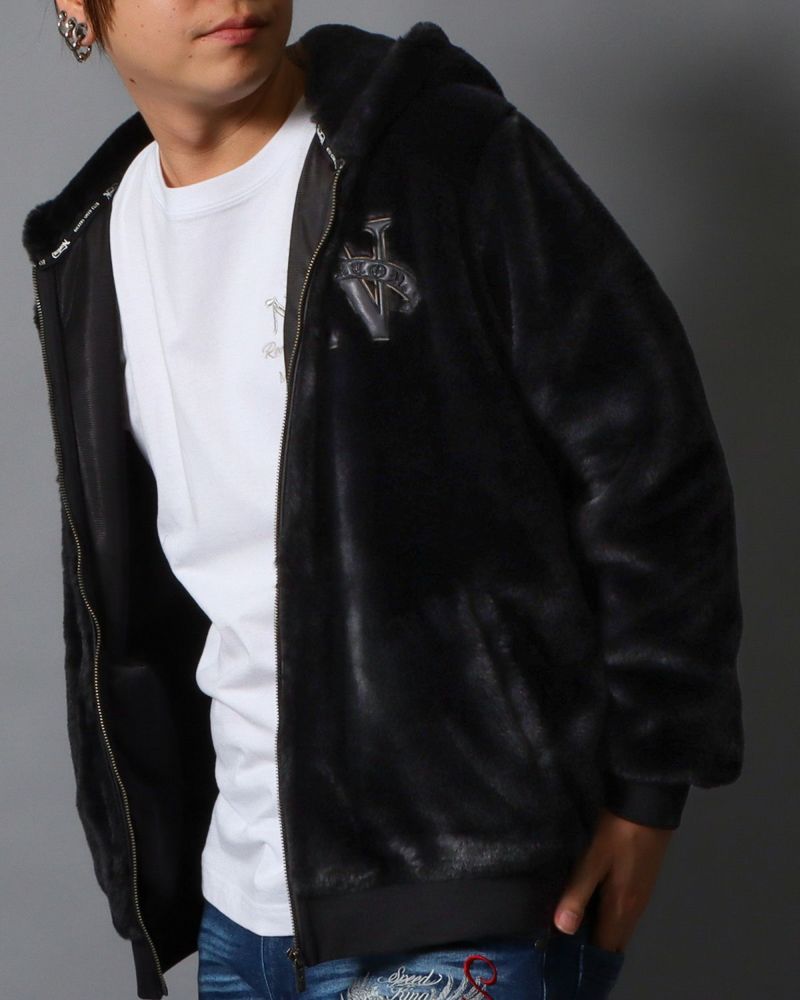 ブラック：178cm/75kg(Lサイズ着用)