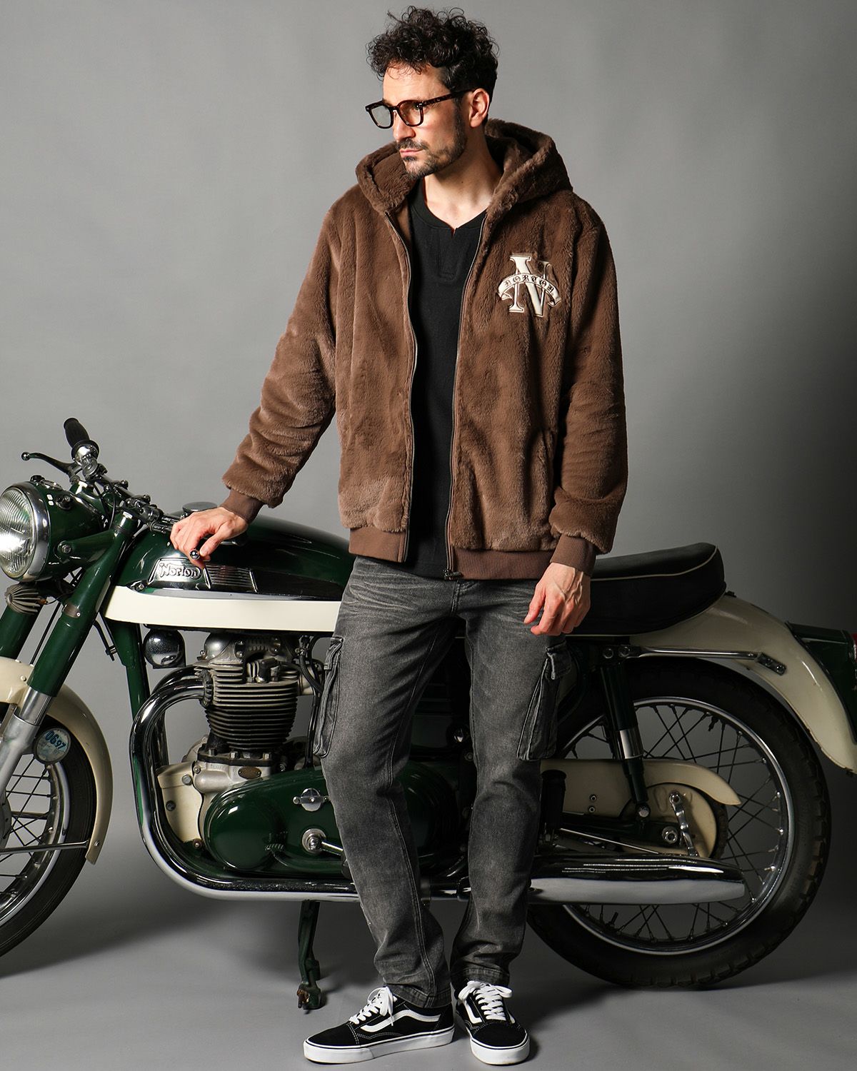 モカチャ：186cm(XLサイズ着用)