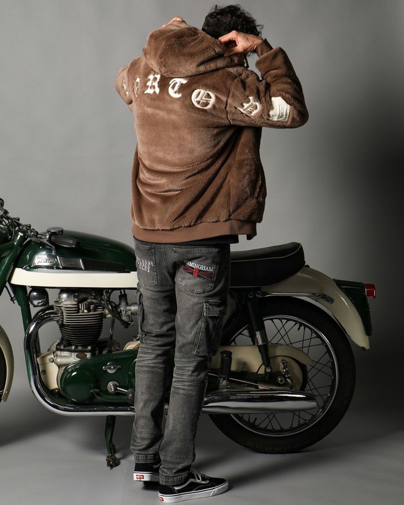 モカチャ：186cm(XLサイズ着用)