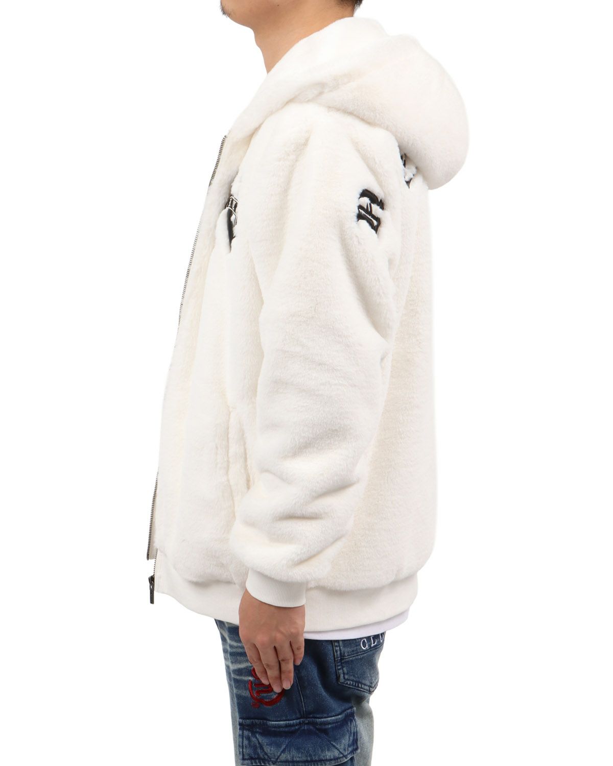 オフホワイト：173cm63kg(Lサイズ着用)