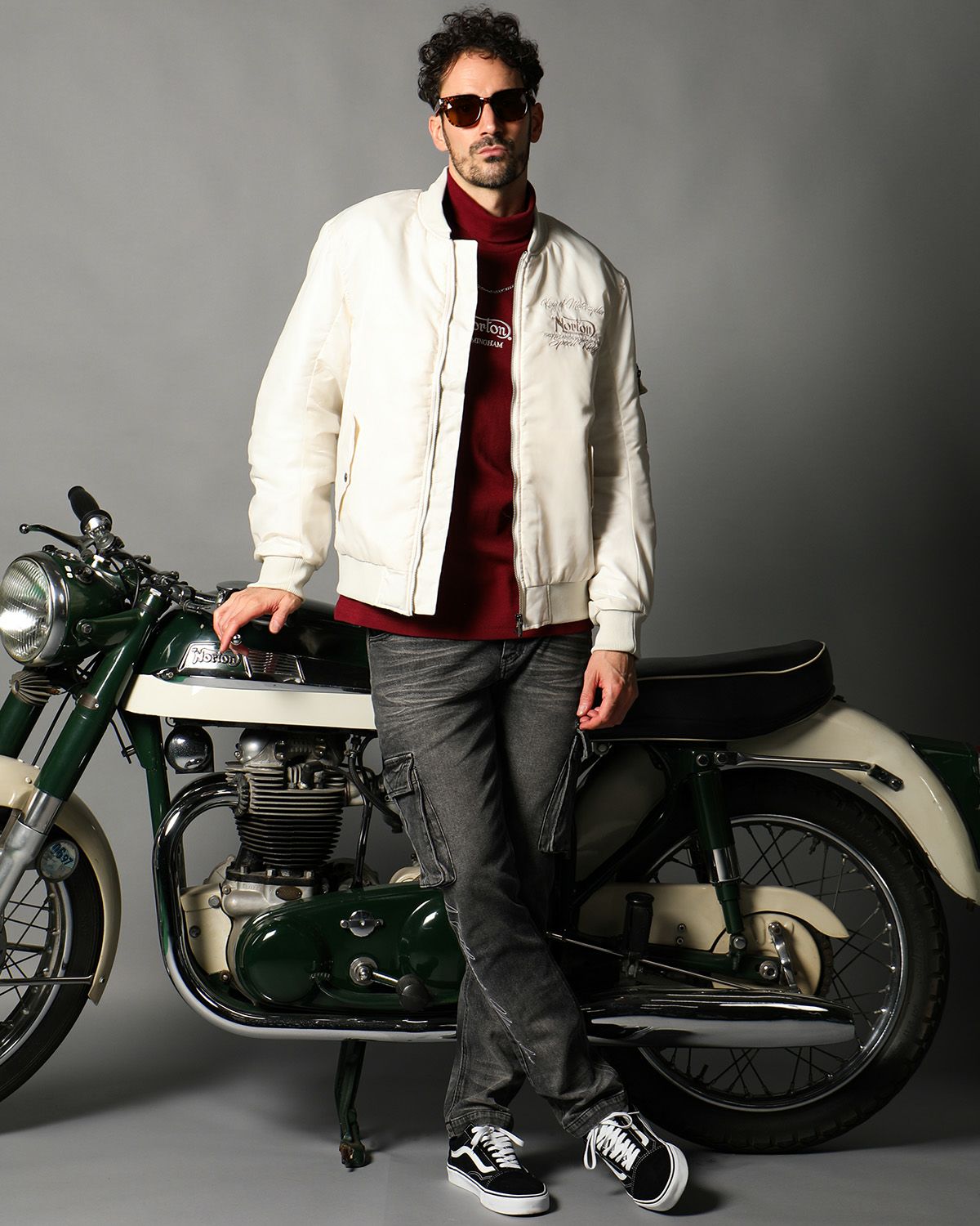 オフホワイト:186cm(Lサイズ着用)