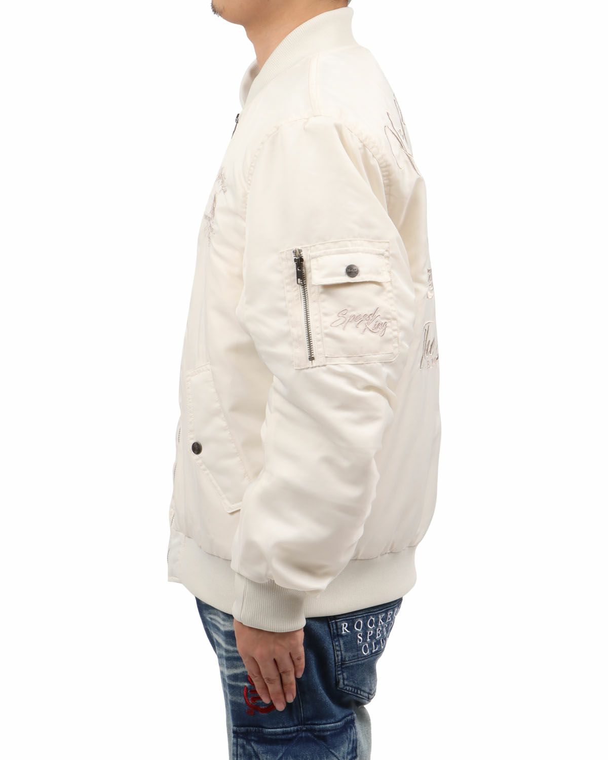 オフホワイト：173cm63kg(Lサイズ着用)