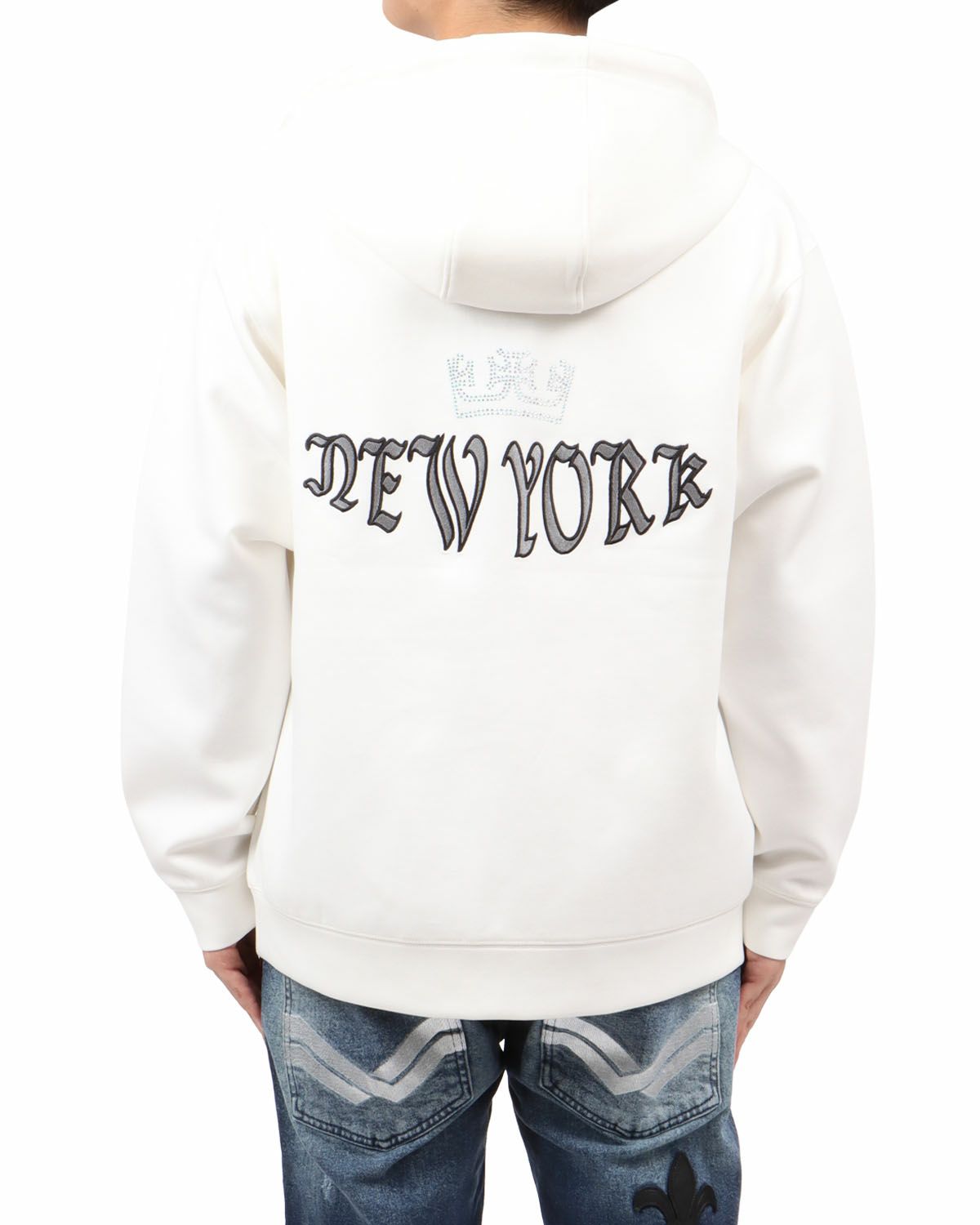 ホワイト：173cm63kg(Lサイズ着用)