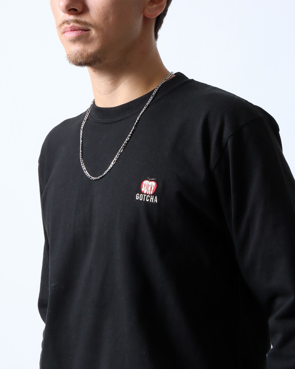 ブラック：180cm/70kg(Lサイズ着用)