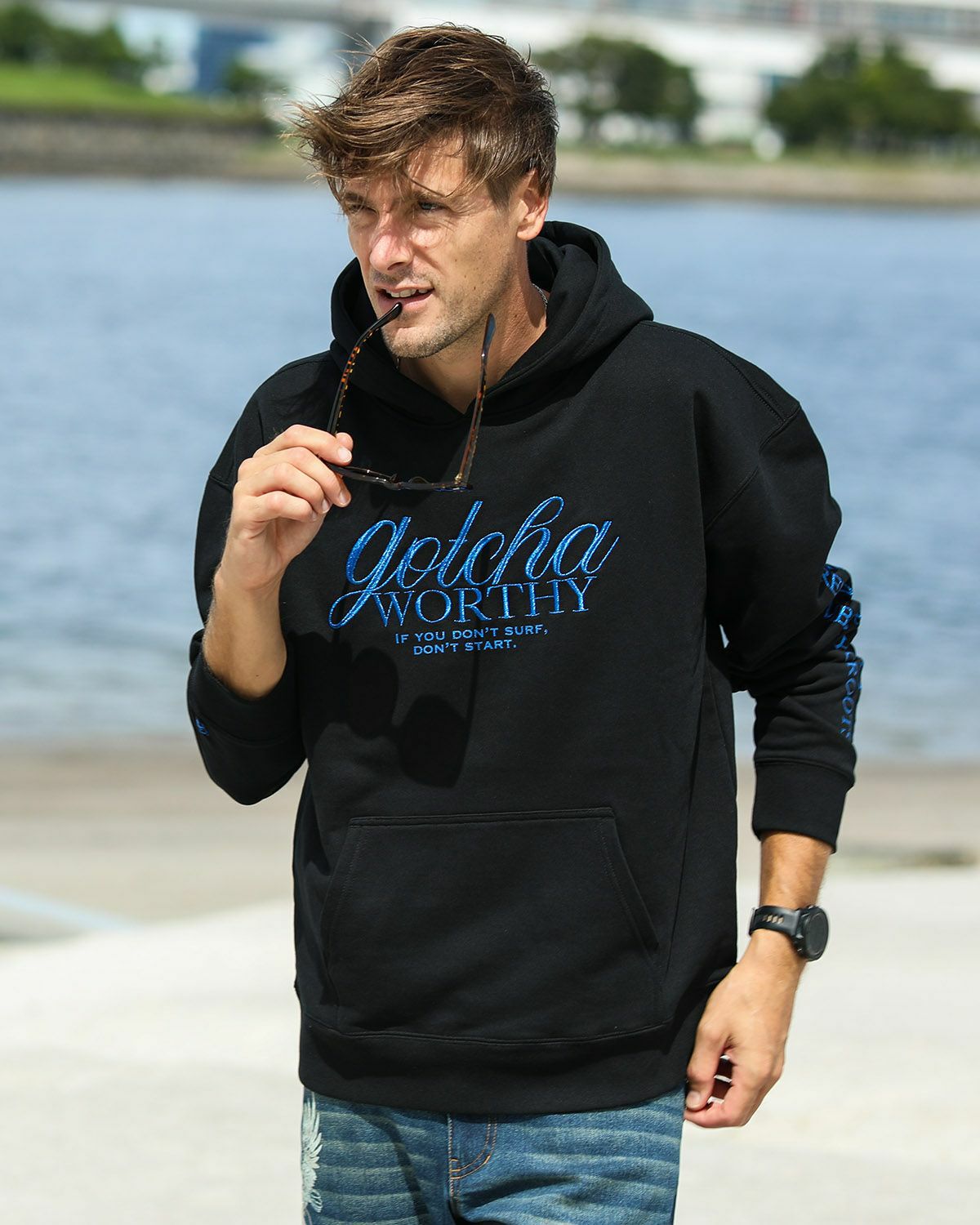 ブラック：183cm/70kg(Lサイズ着用)