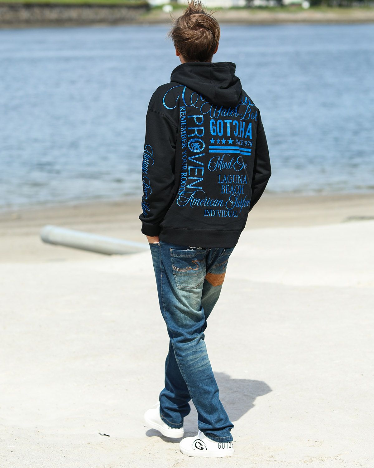 ブラック：183cm/70kg(Lサイズ着用)