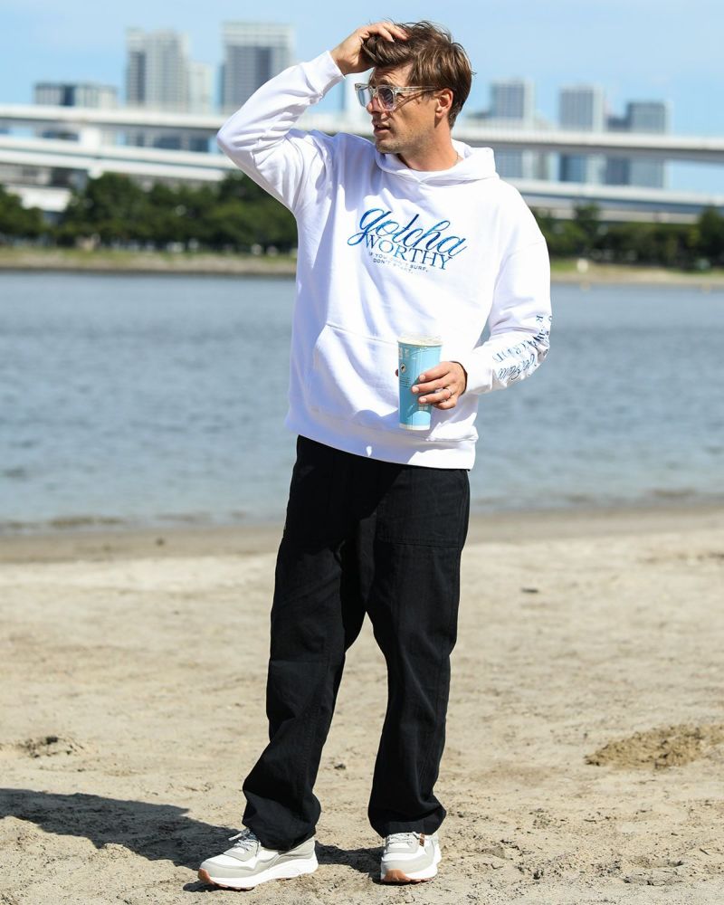 ホワイト：183cm/70kg(Lサイズ着用)