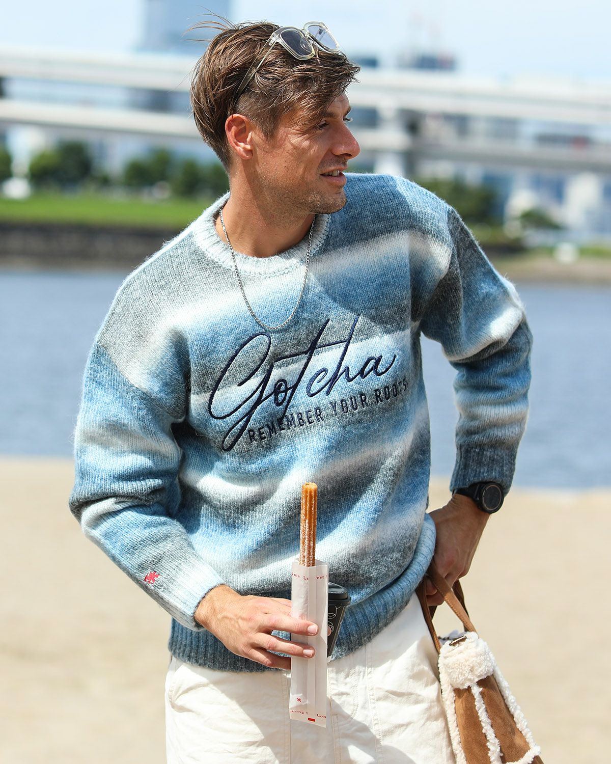 ホワイト：183cm/70kg(Lサイズ着用)