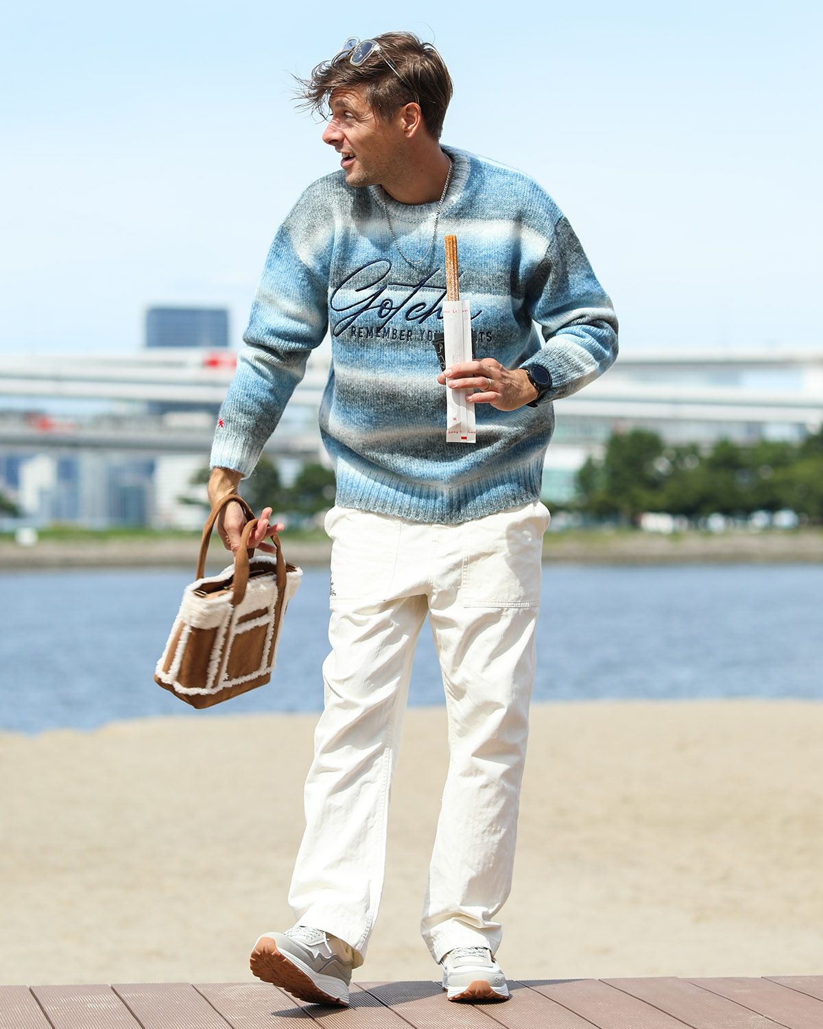 ホワイト：183cm/70kg(Lサイズ着用)