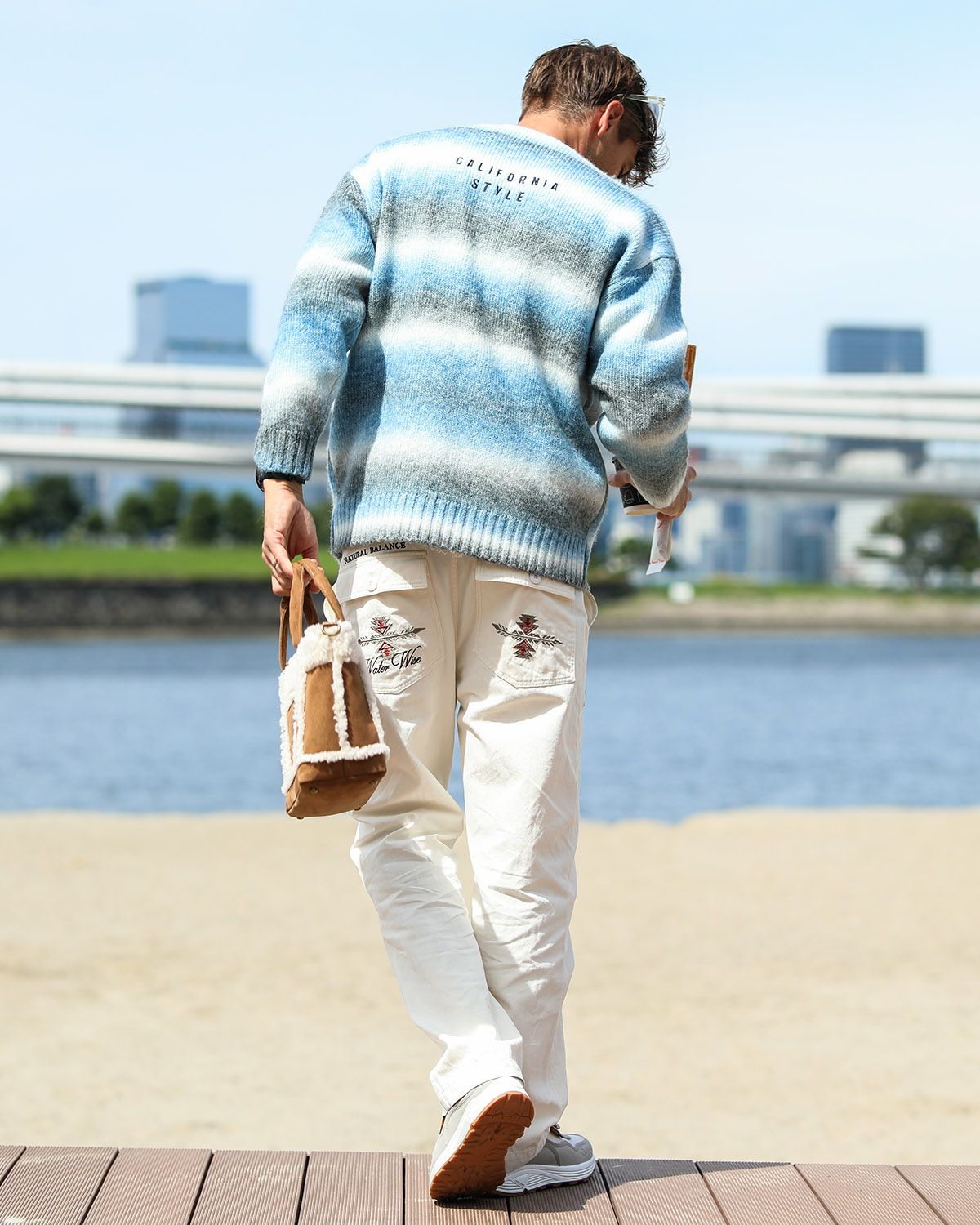 ホワイト：183cm/70kg(Lサイズ着用)