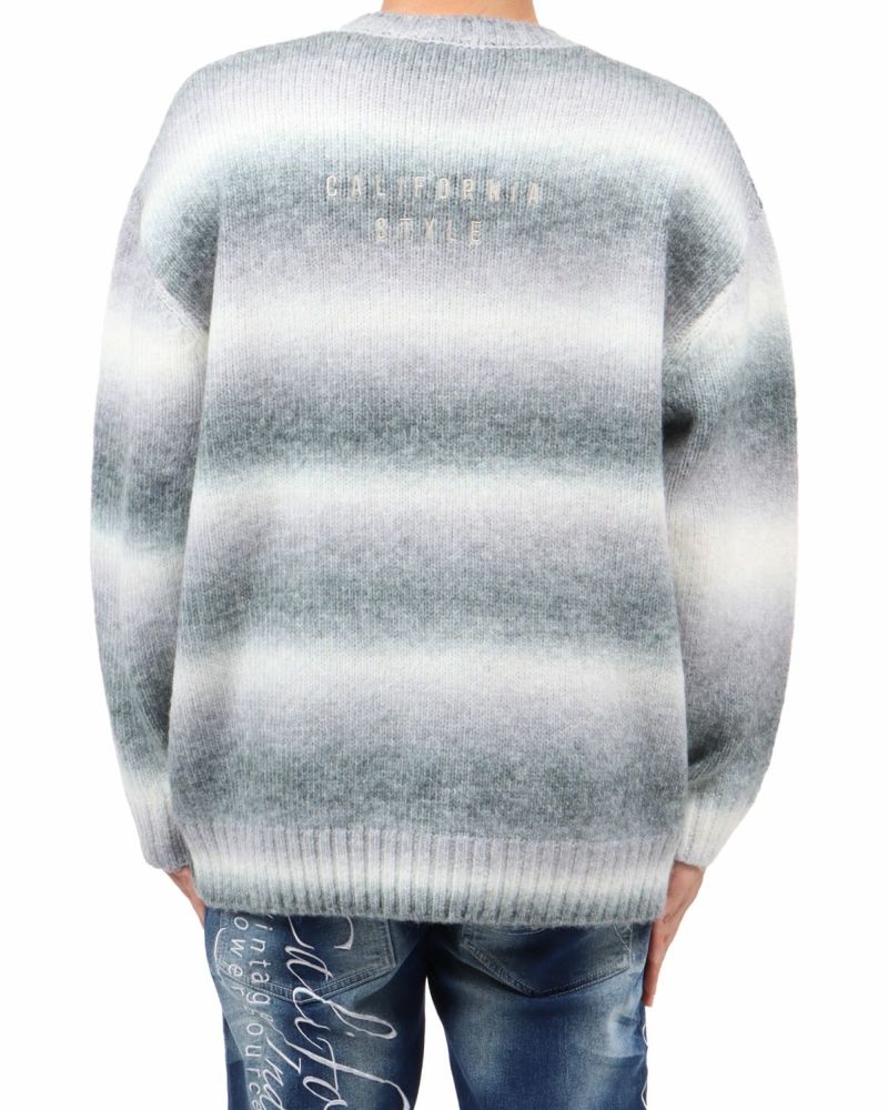 グレー：173cm63kg(Lサイズ着用)