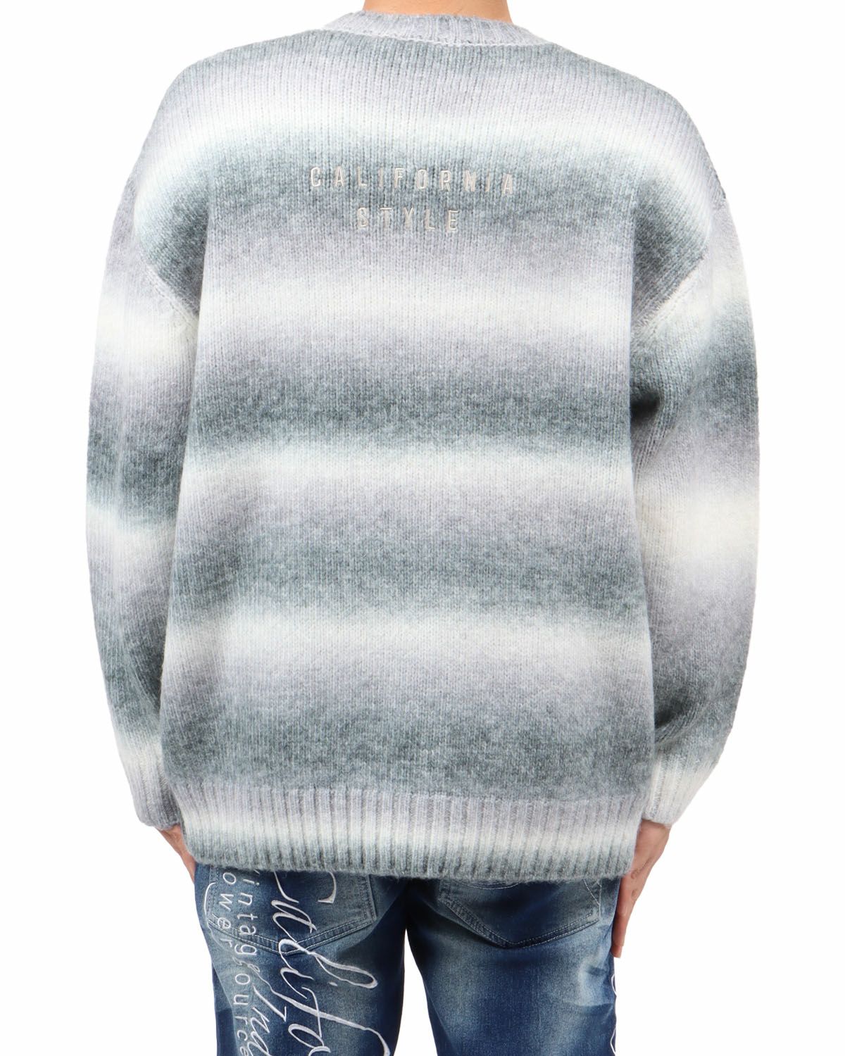 グレー：173cm63kg(Lサイズ着用)