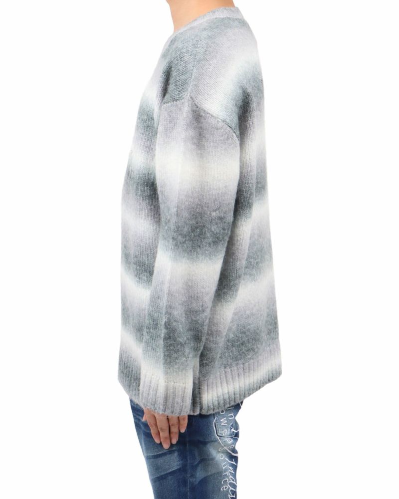 グレー：173cm63kg(Lサイズ着用)