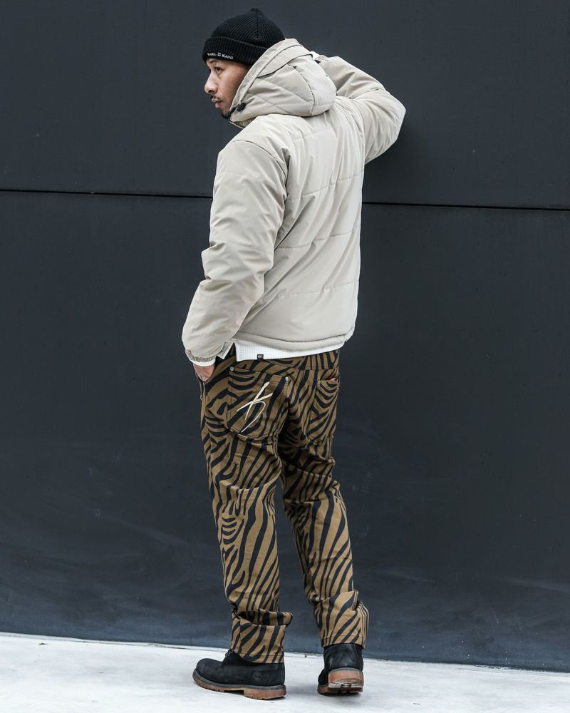 サンドベージュ：180cm(XLサイズ着用)