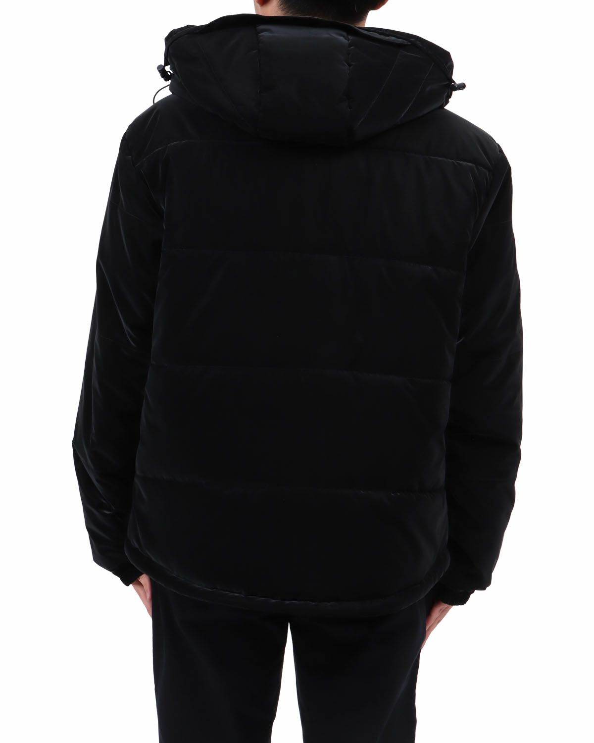 ブラック：173cm63kg(Lサイズ着用)