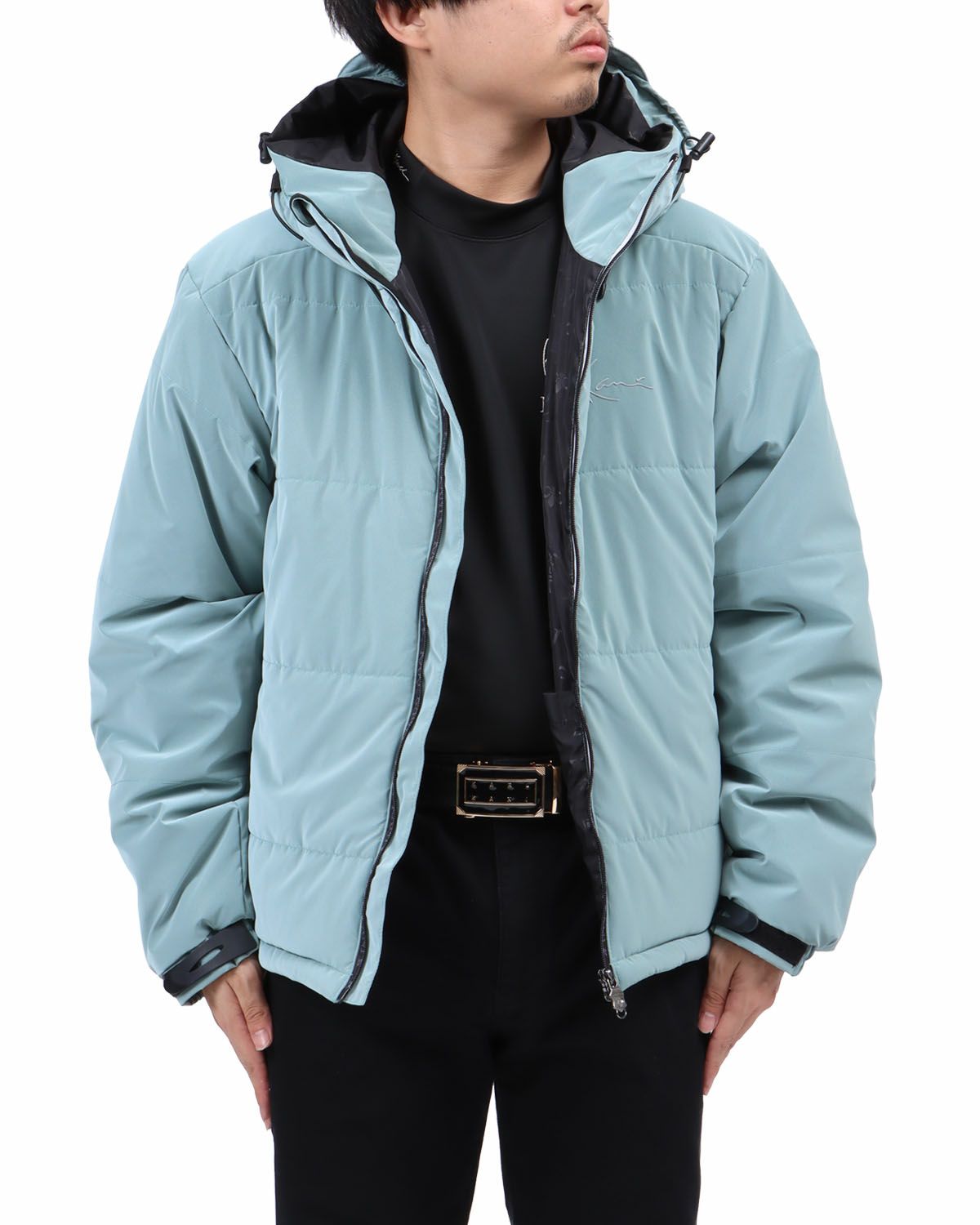 エメラルドグリーン：173cm63kg(Lサイズ着用)