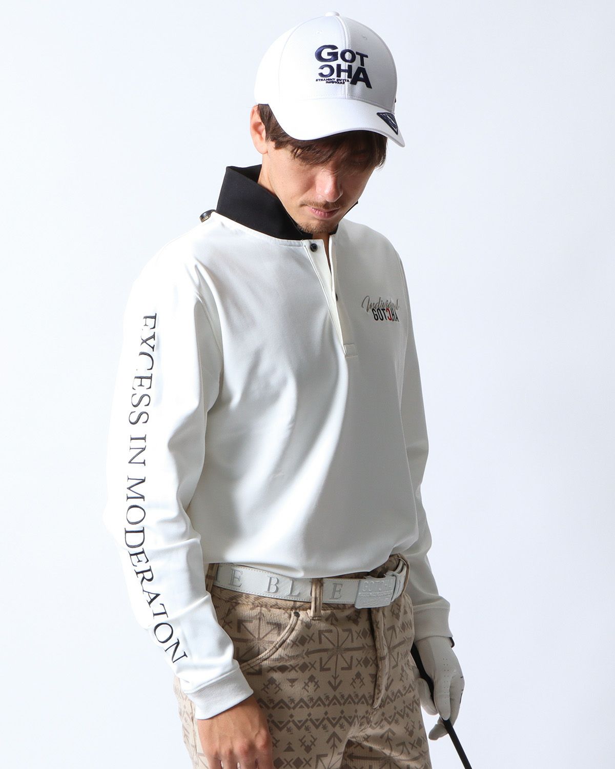 ホワイト：180cm/70kg(Lサイズ着用)