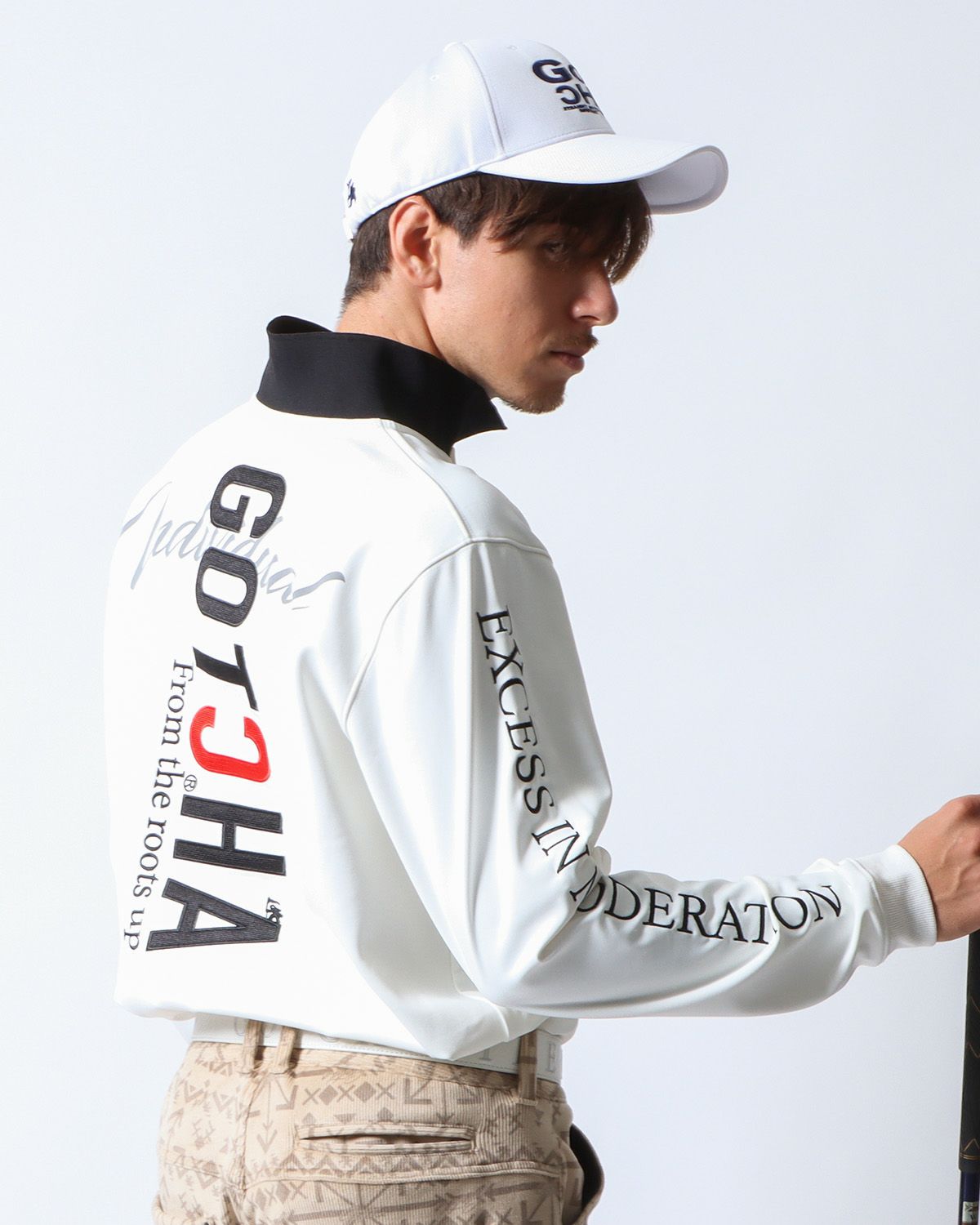 ホワイト：180cm/70kg(Lサイズ着用)