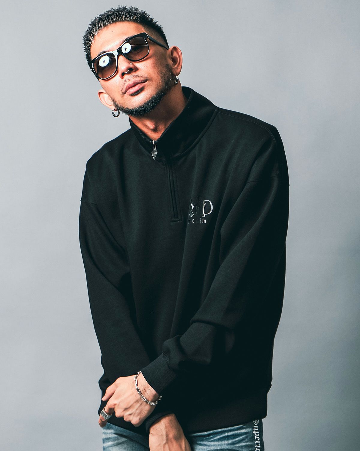 ブラック:183cm(Lサイズ着用)