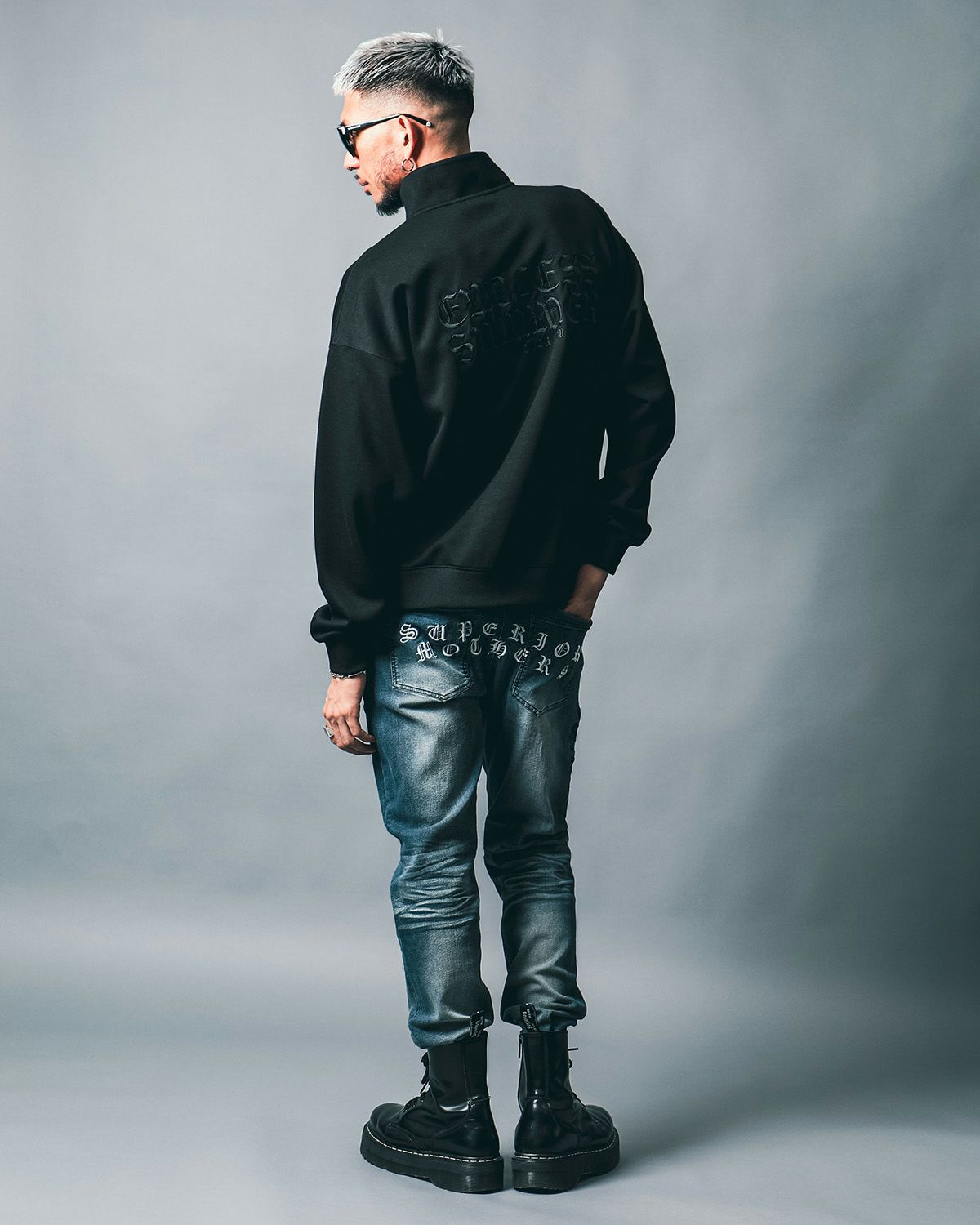 ブラック:183cm(Lサイズ着用)