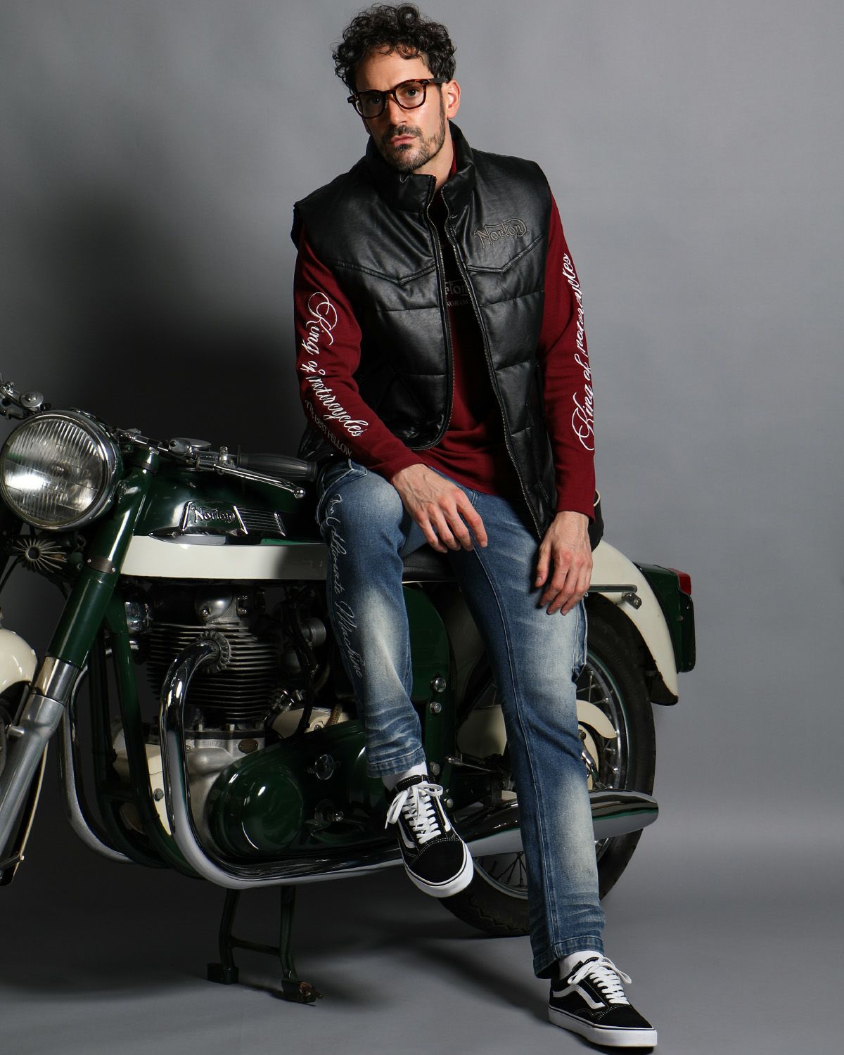 ブラック:186cm(XLサイズ着用)