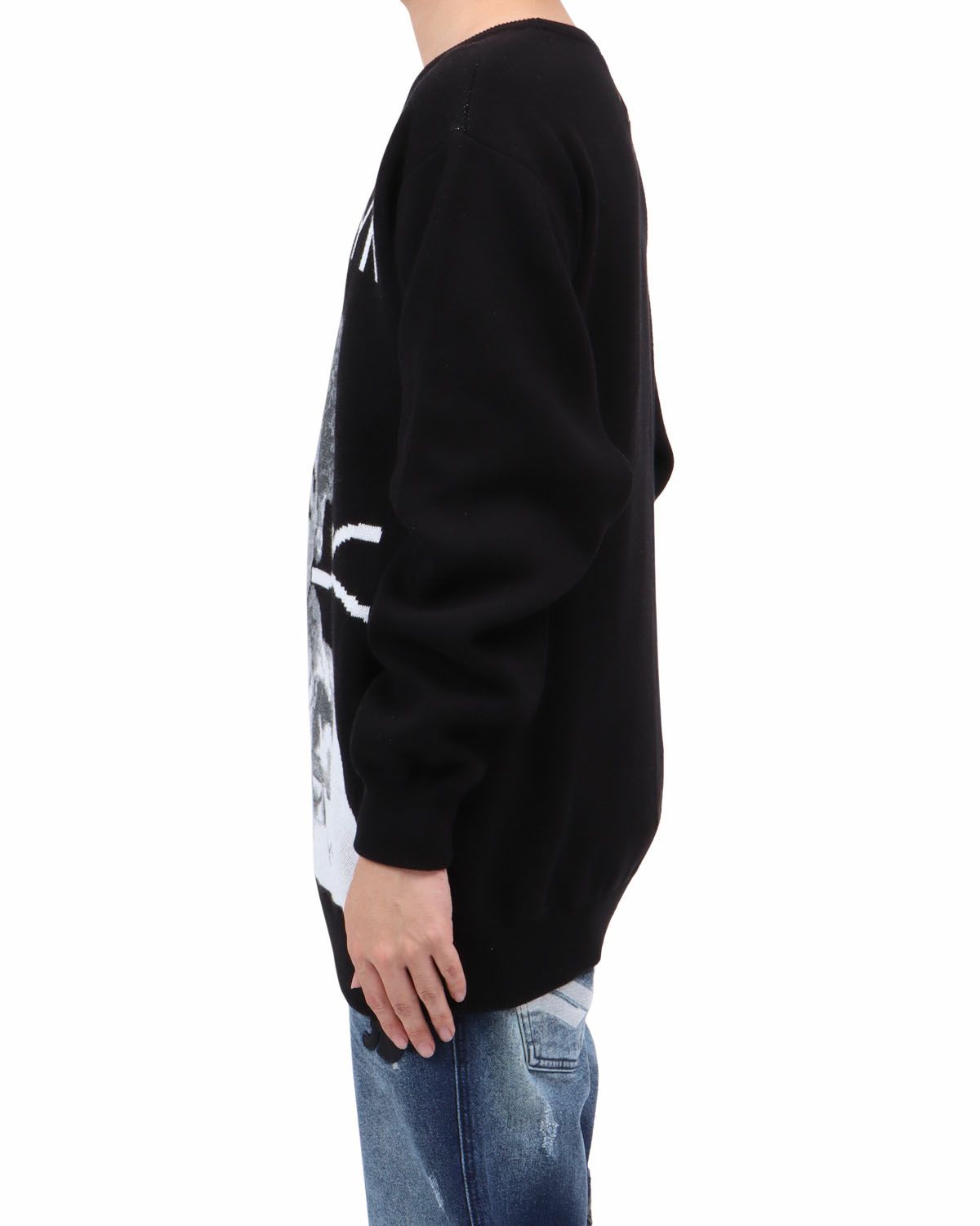 ブラック：173cm63kg(Lサイズ着用)