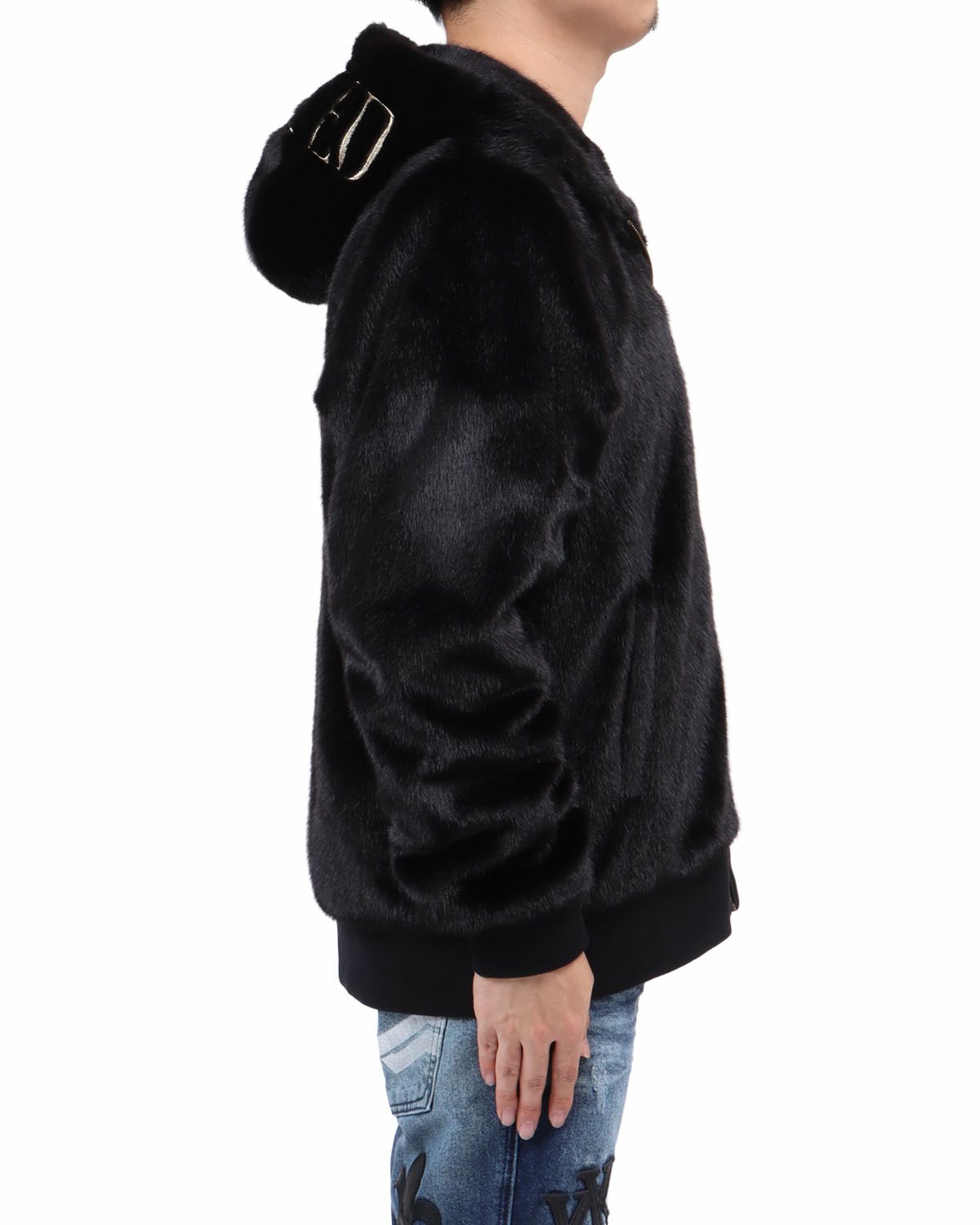 ブラック：173cm63kg(Lサイズ着用)