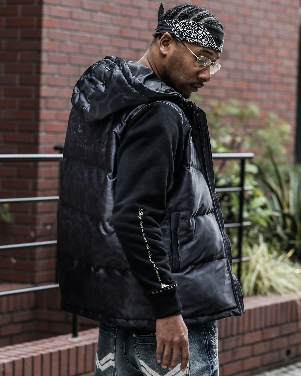 ブラック：180cm(XLサイズ着用)