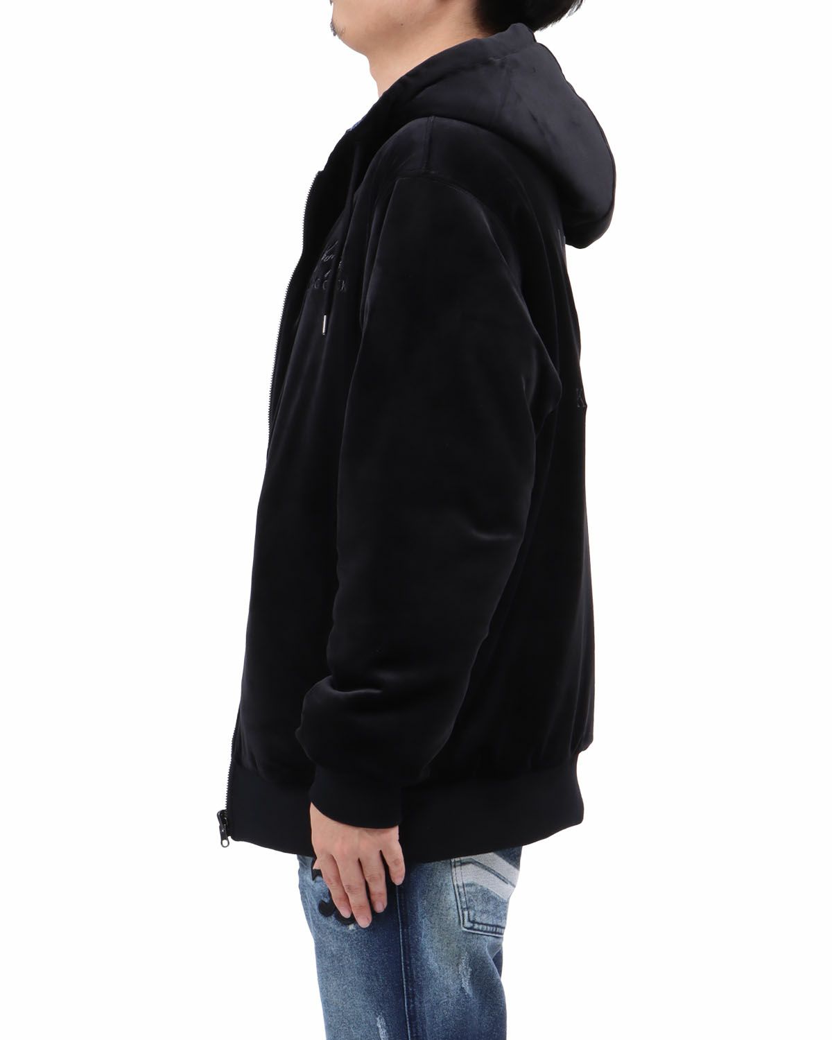 ブラック：173cm63kg(Lサイズ着用)