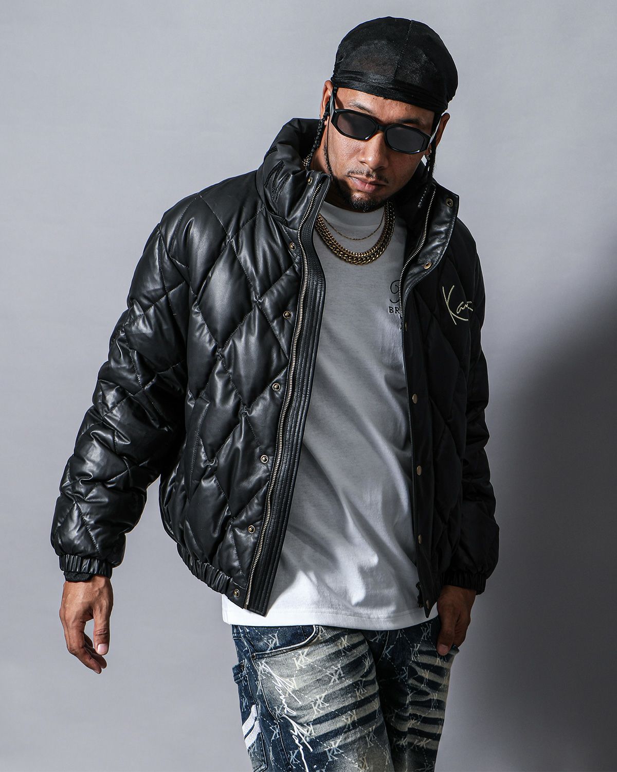 ブラック：180cm（Mサイズ着用）フード無しVer