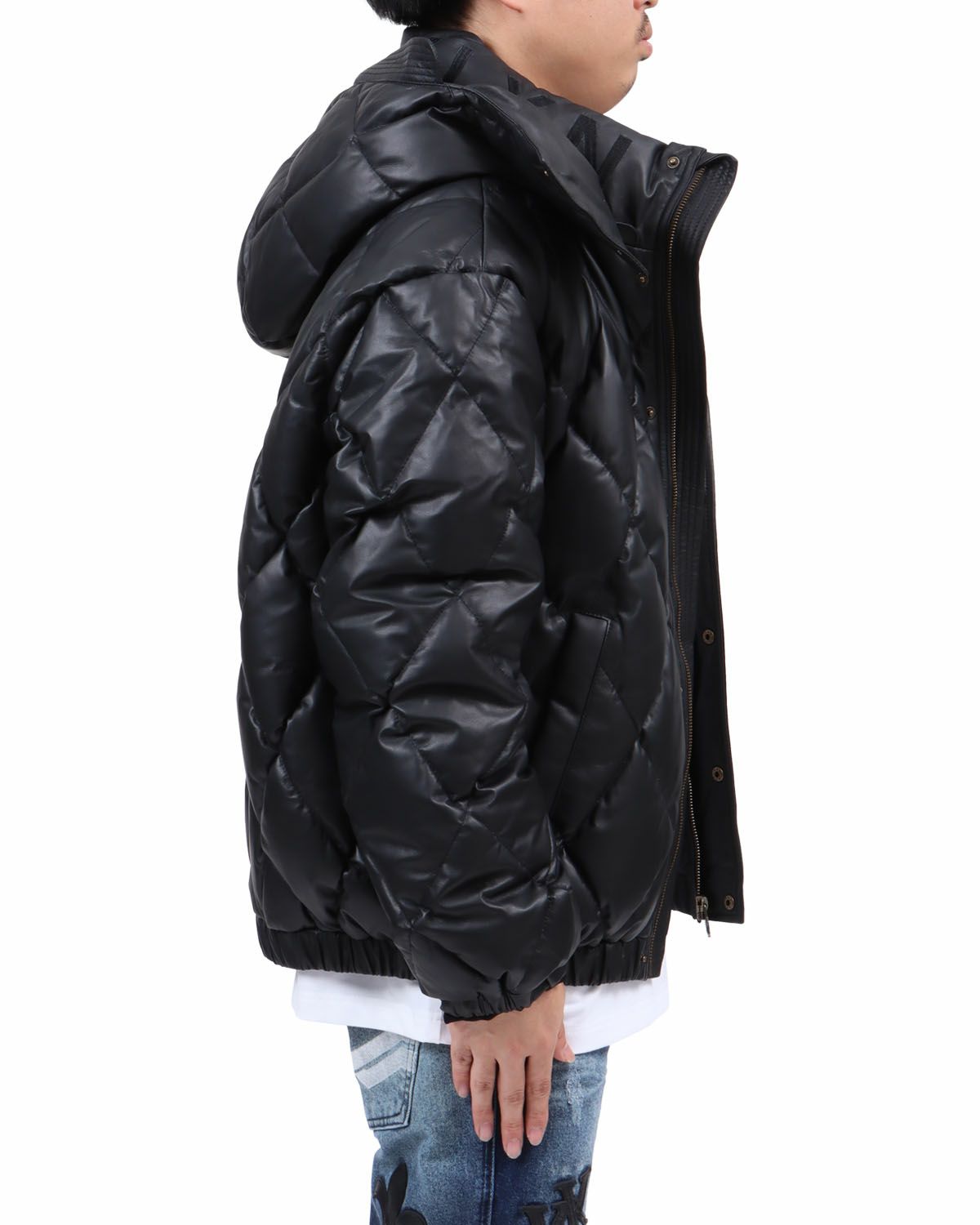 ブラック：173cm63kg(Lサイズ着用)