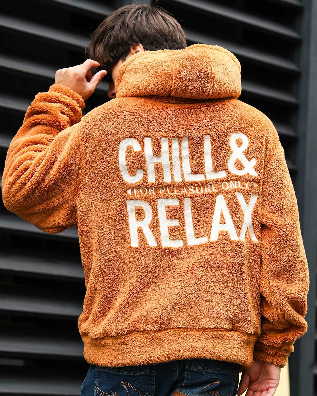 キャメル：180cm/70kg(Lサイズ着用)