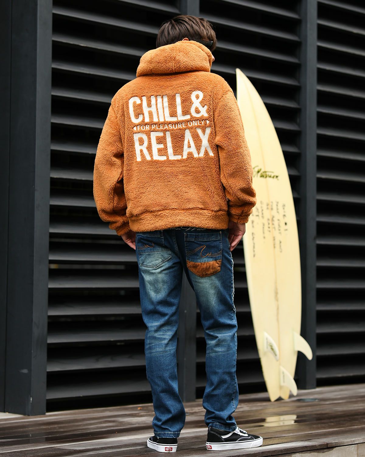 キャメル：180cm/70kg(Lサイズ着用)