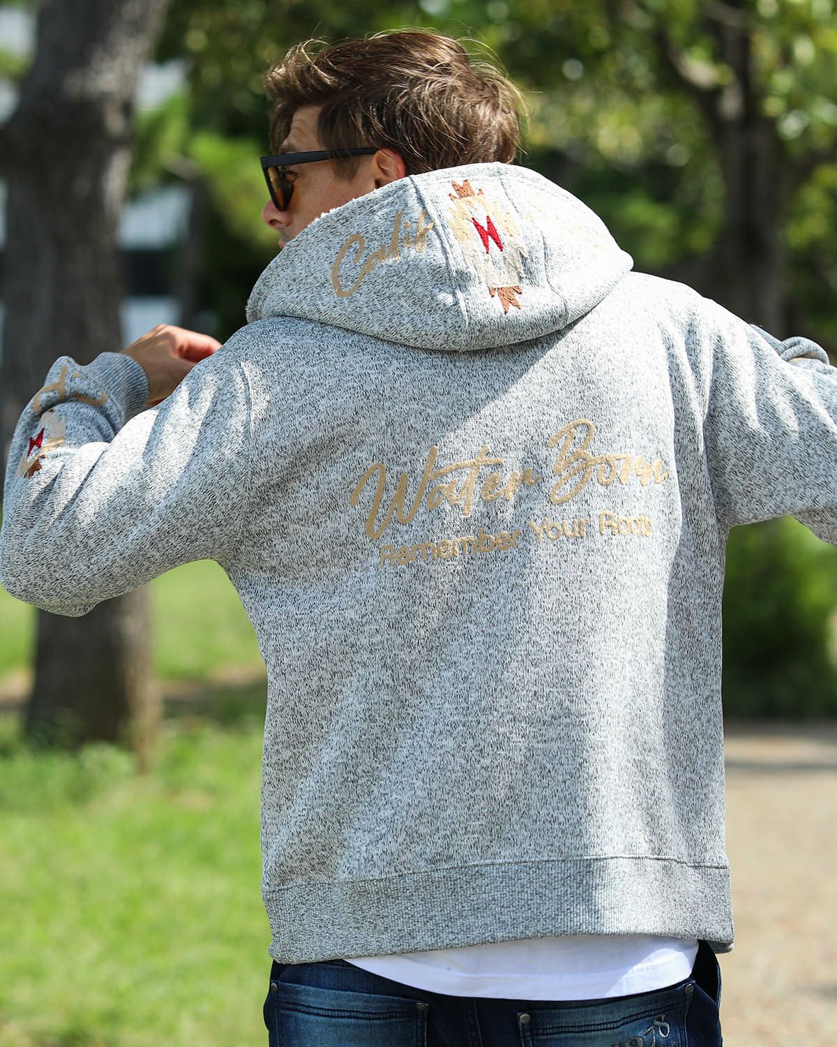 シロモク：183cm/70kg(Lサイズ着用)