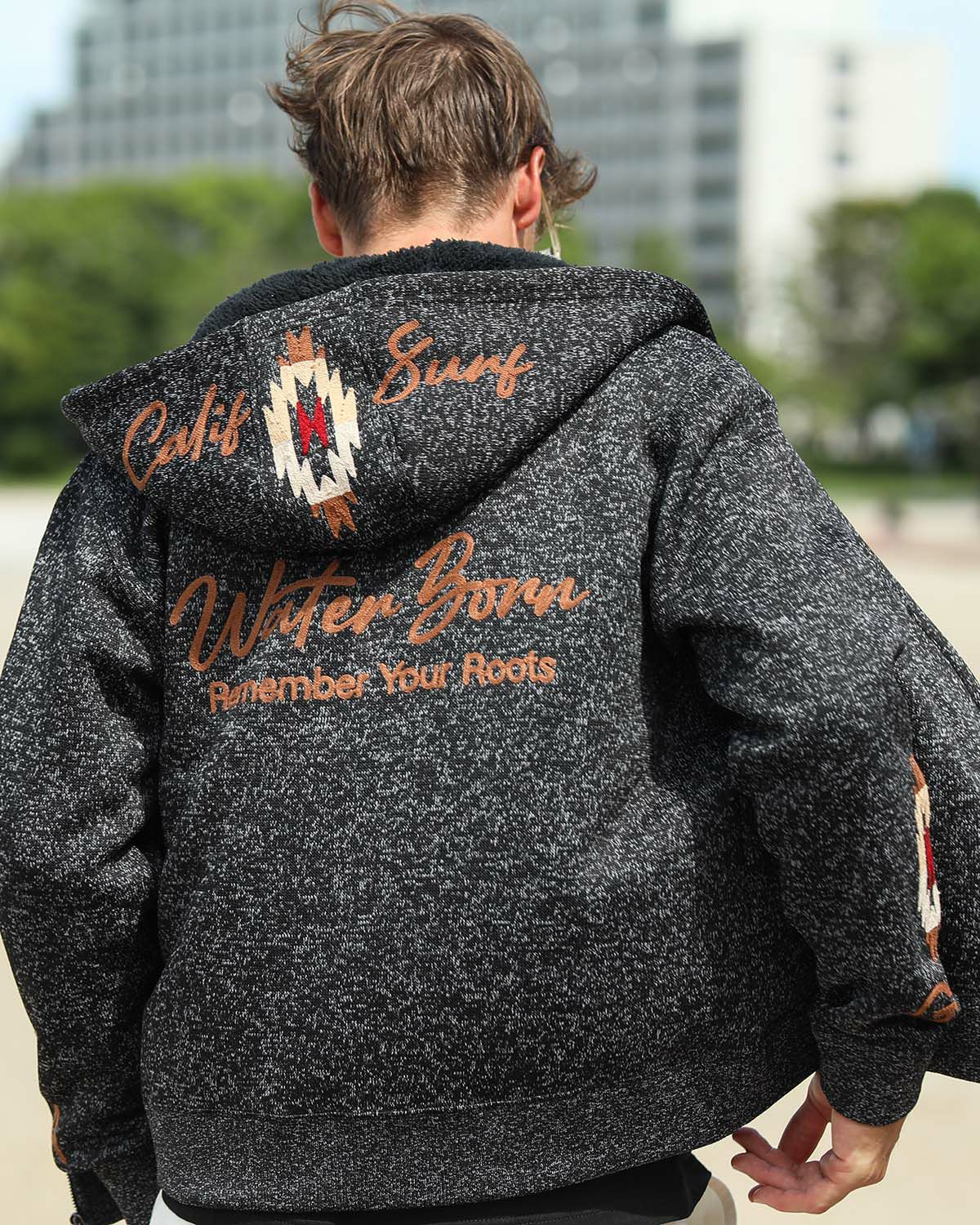 ブラック：183cm/70kg(Lサイズ着用)