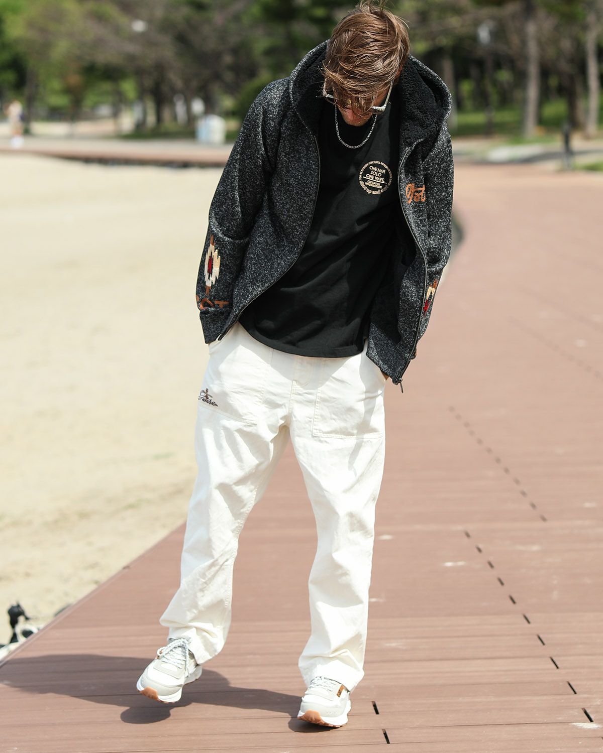 ブラック：183cm/70kg(Lサイズ着用)