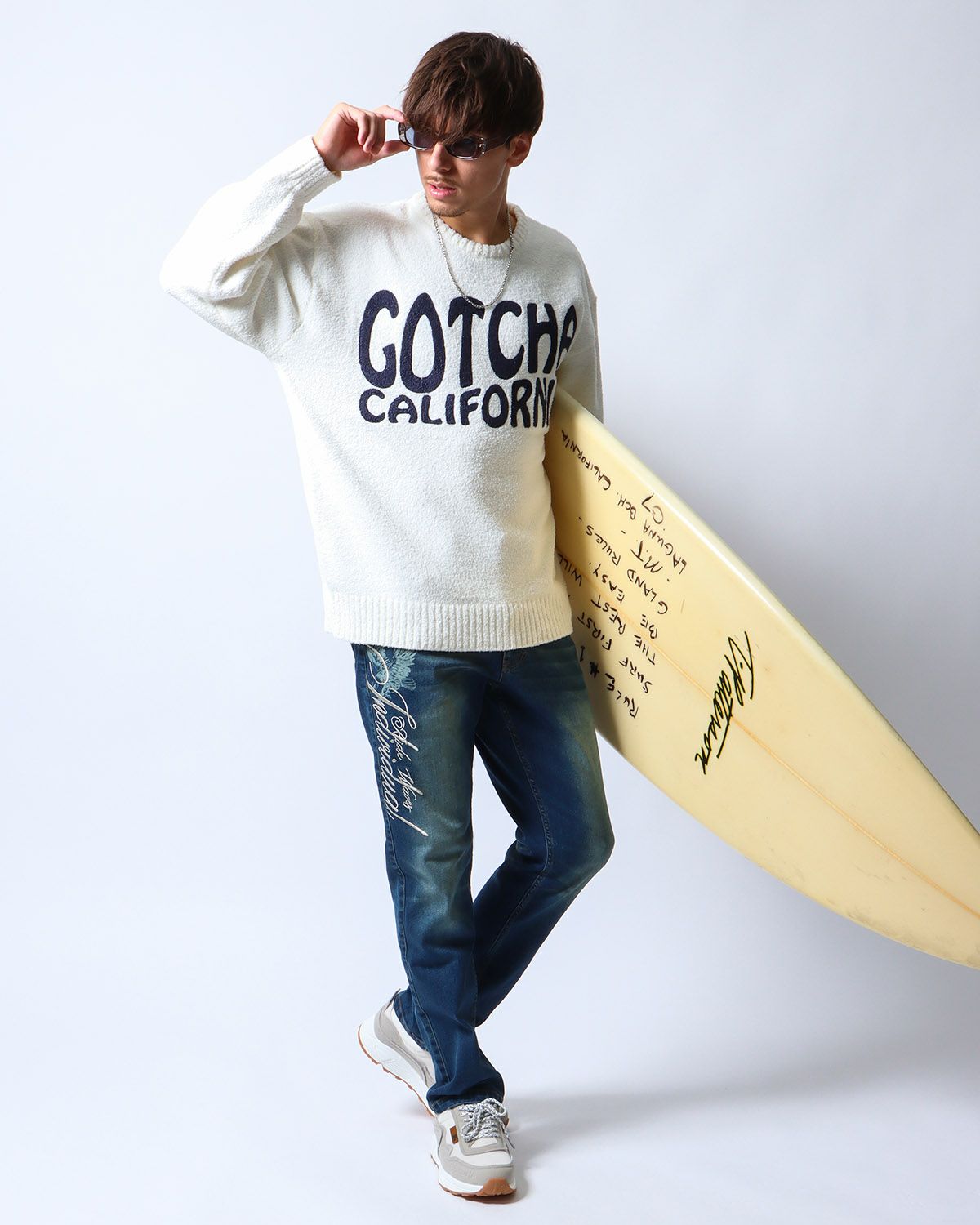 ホワイト：180cm/70kg(Lサイズ着用)